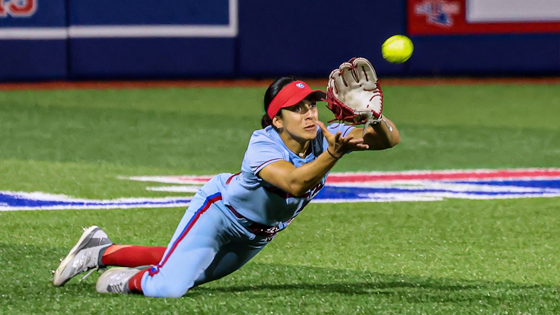 Heng diving catch