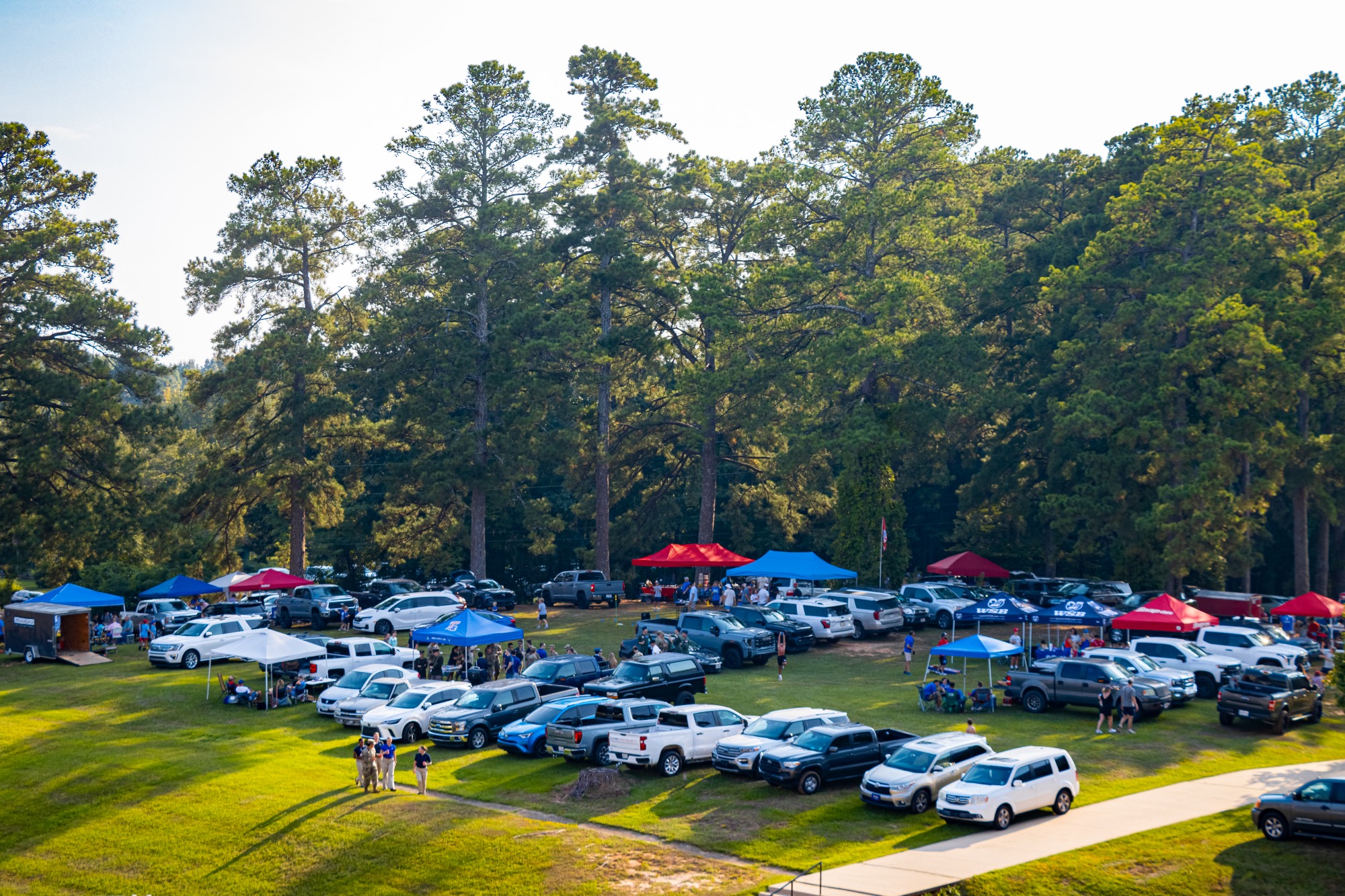 Cars and tents in the grass during Louisiana Tech tailgating