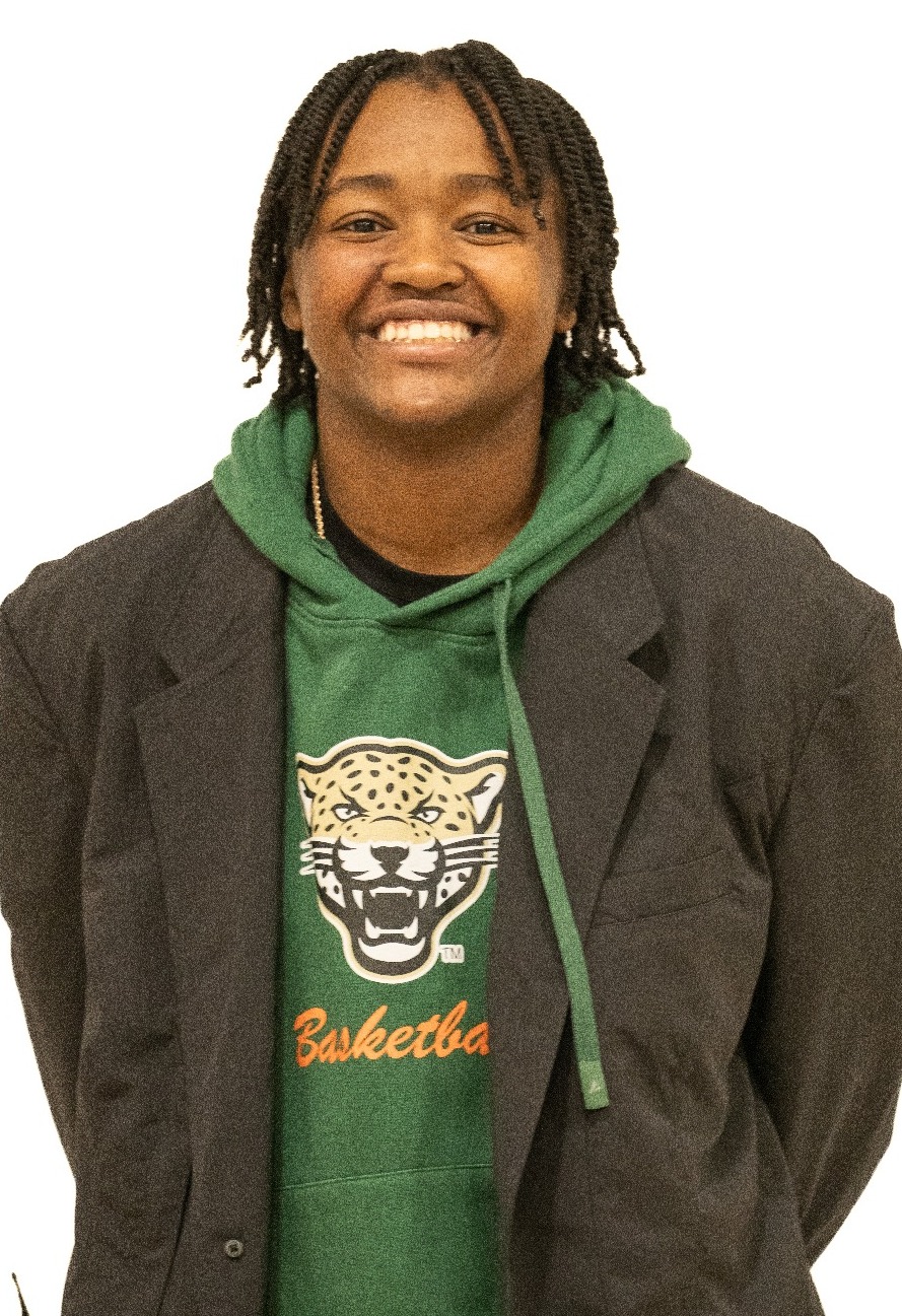 Chiara Brown 2024 Head Shot