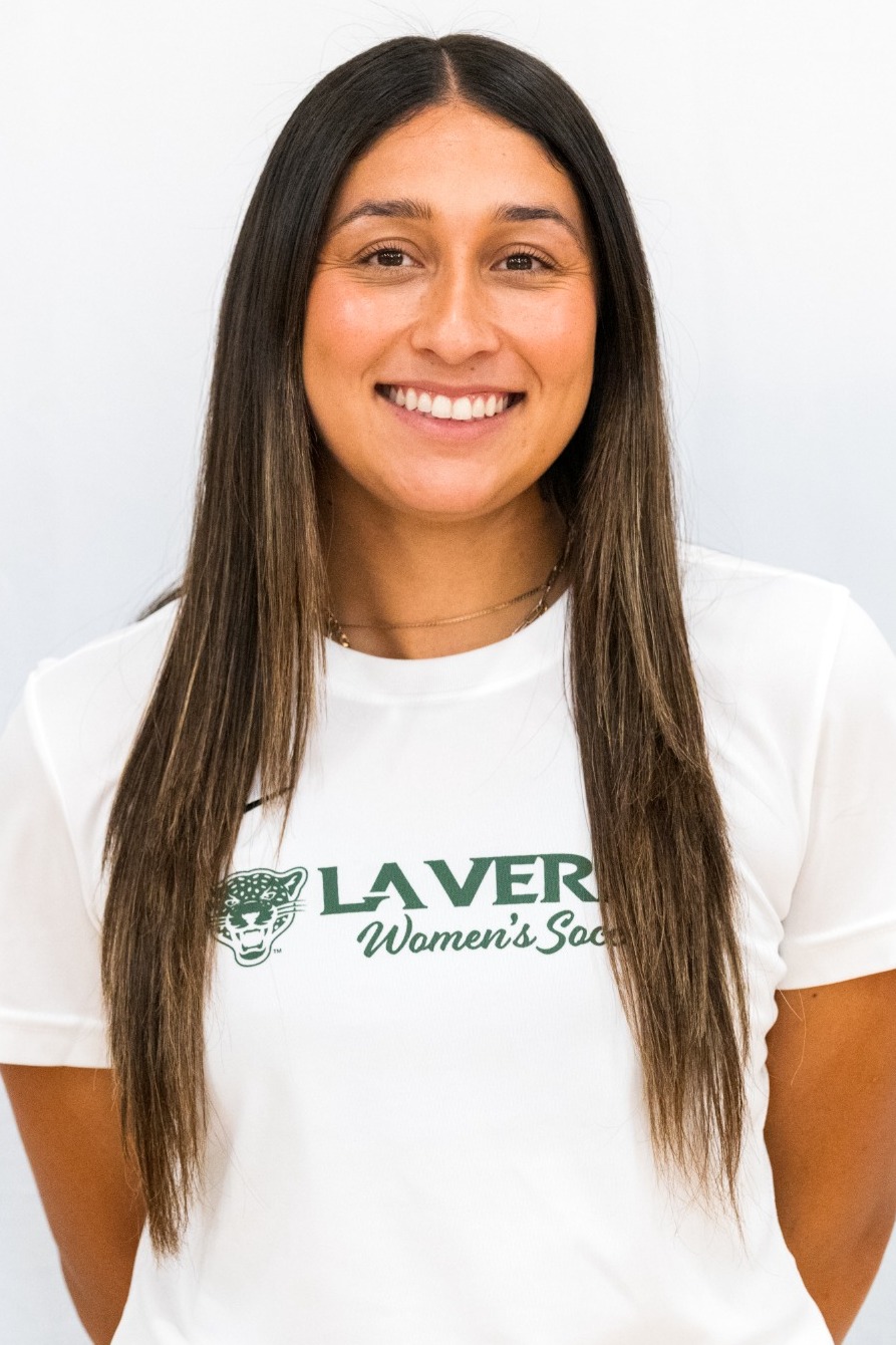 Brianna Valencia 2024 Headshots