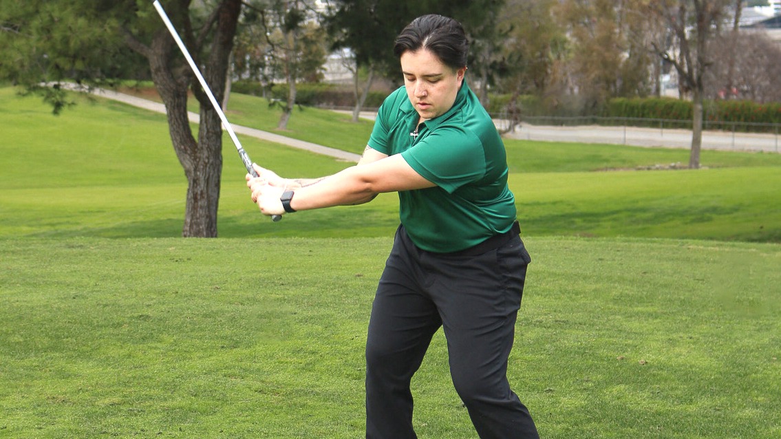 Kaylee Perdomo takes a swing.