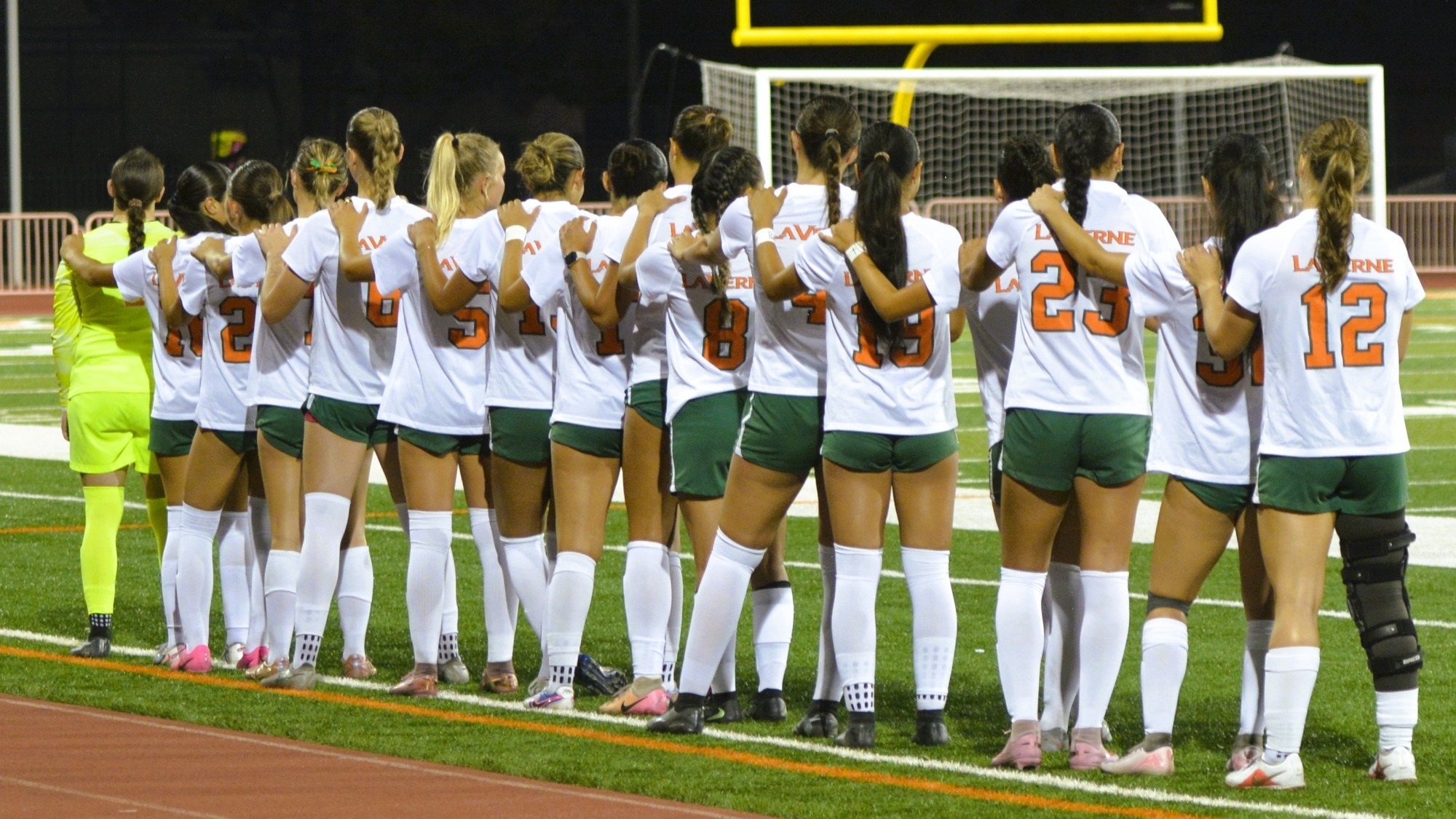The Leopards gather pregame before facing Redlands