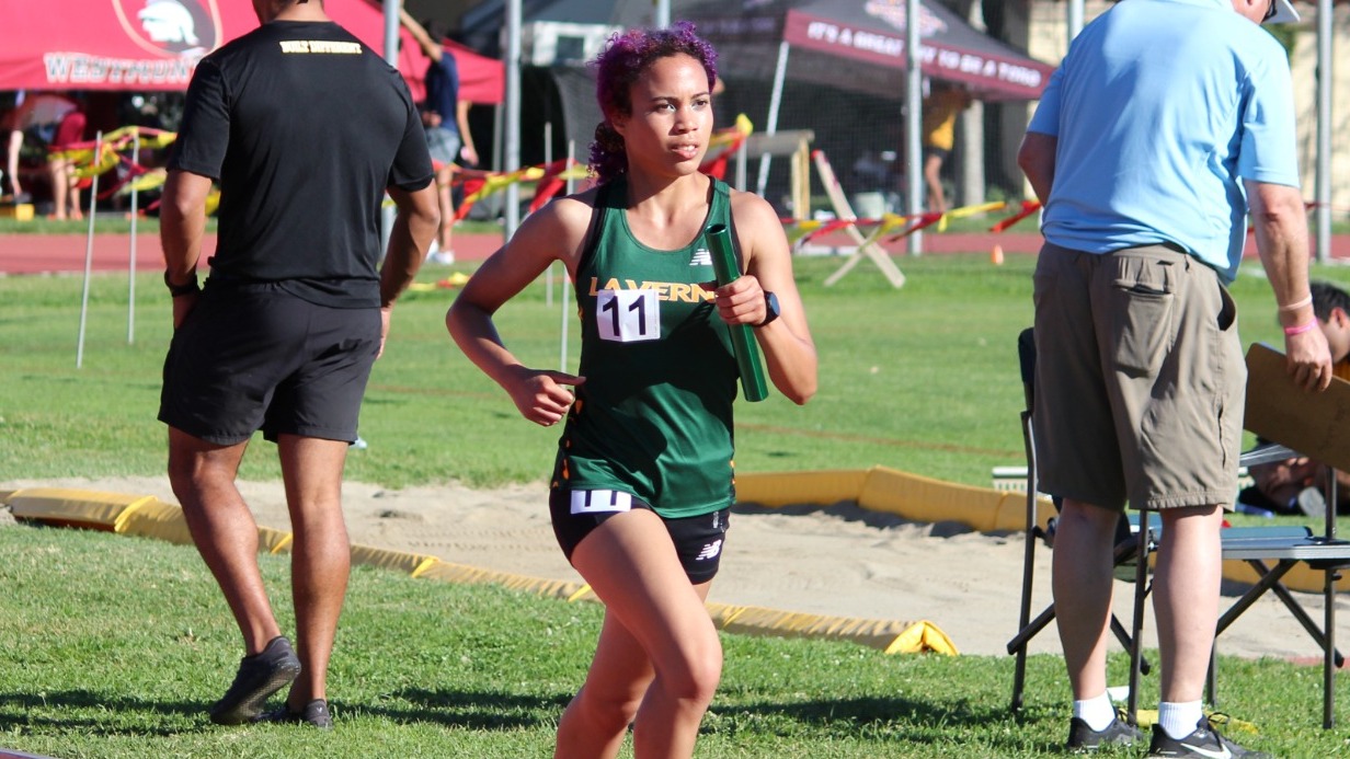Ryleigh LaRue races at the Rossi Relays