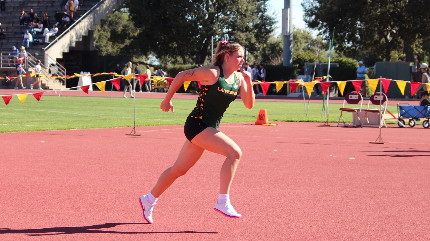 Caydance Hook Action Shot 2/28