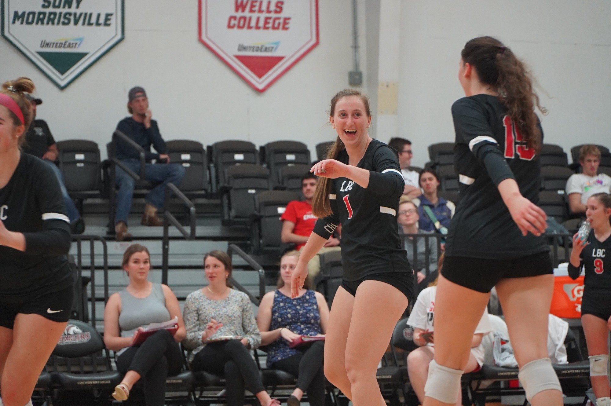 Women’s Volleyball Continues Charger Streak, Secures Ninth Win