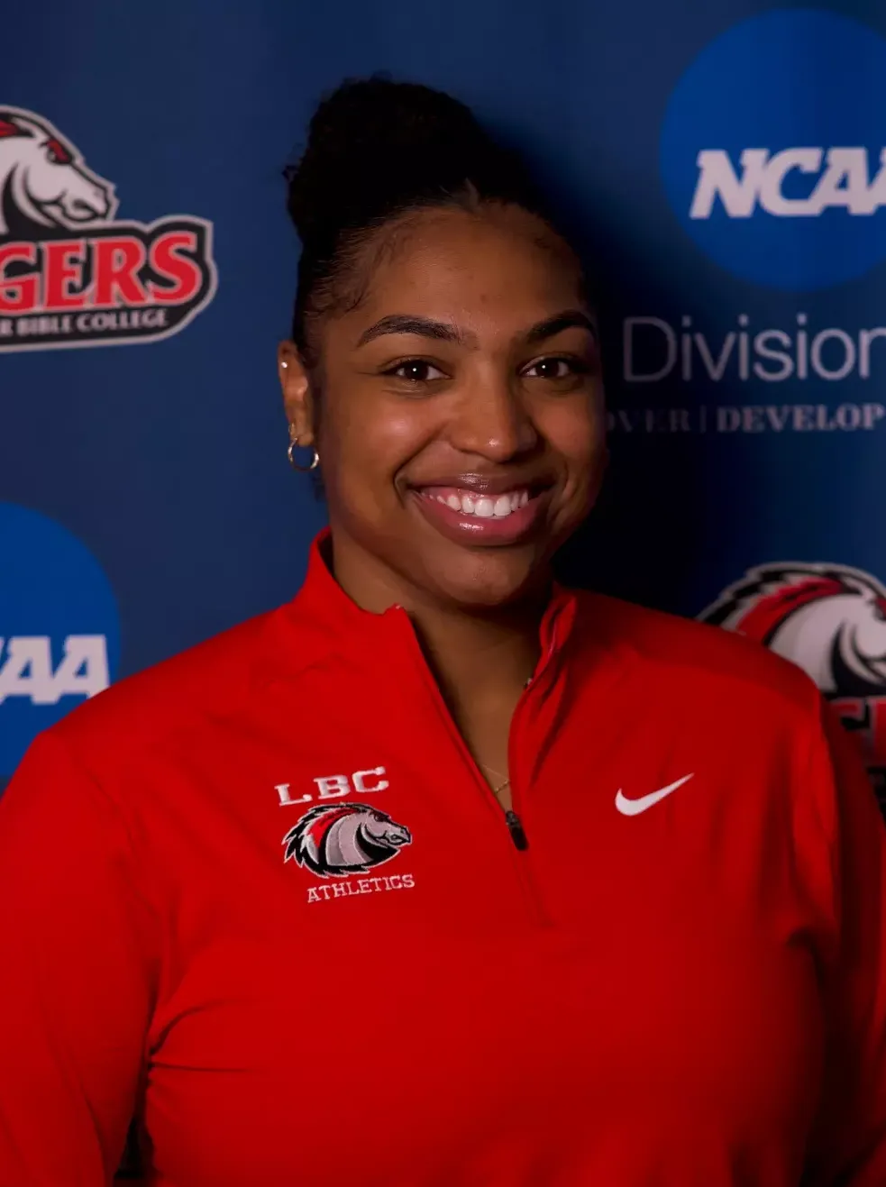 Coach_Jayneisha_Davis