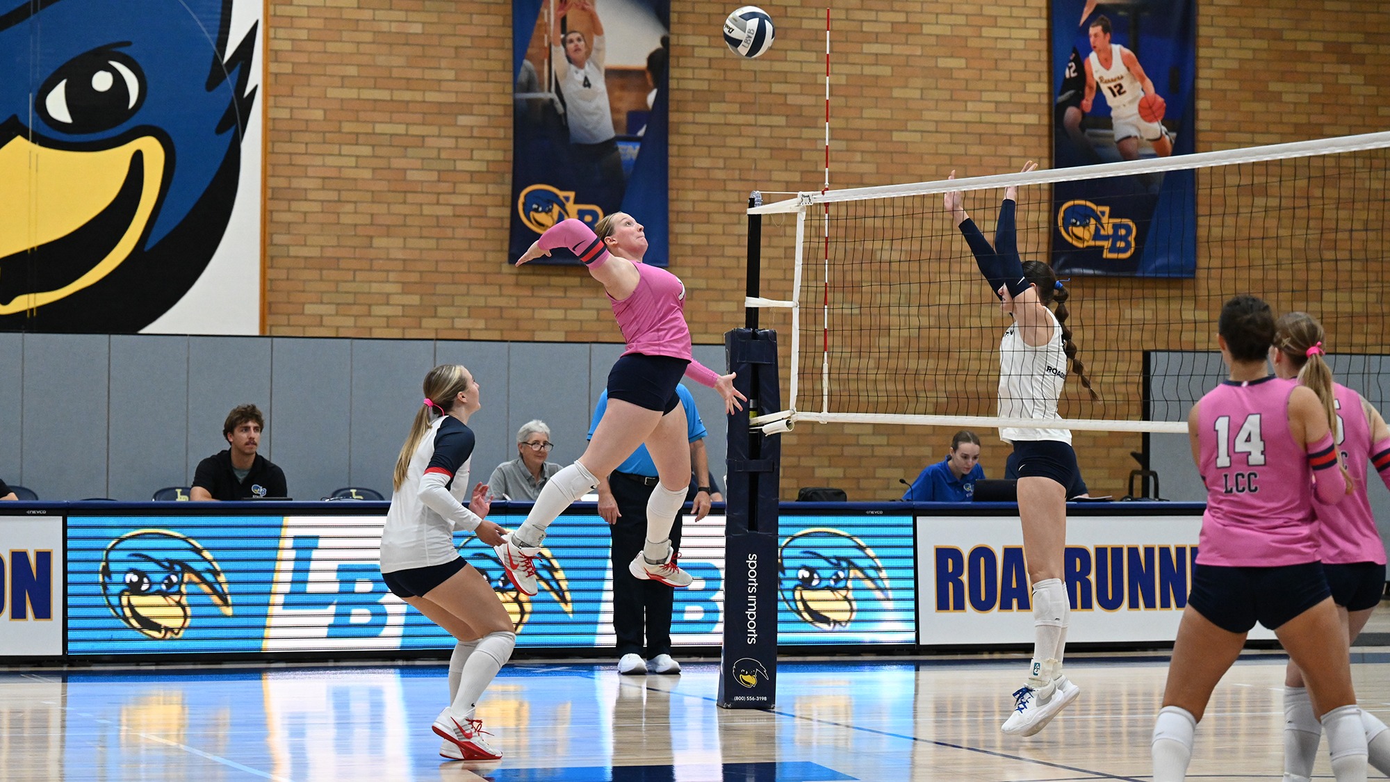 Kendall Humphrey goes up for the kill vs Linn-Benton