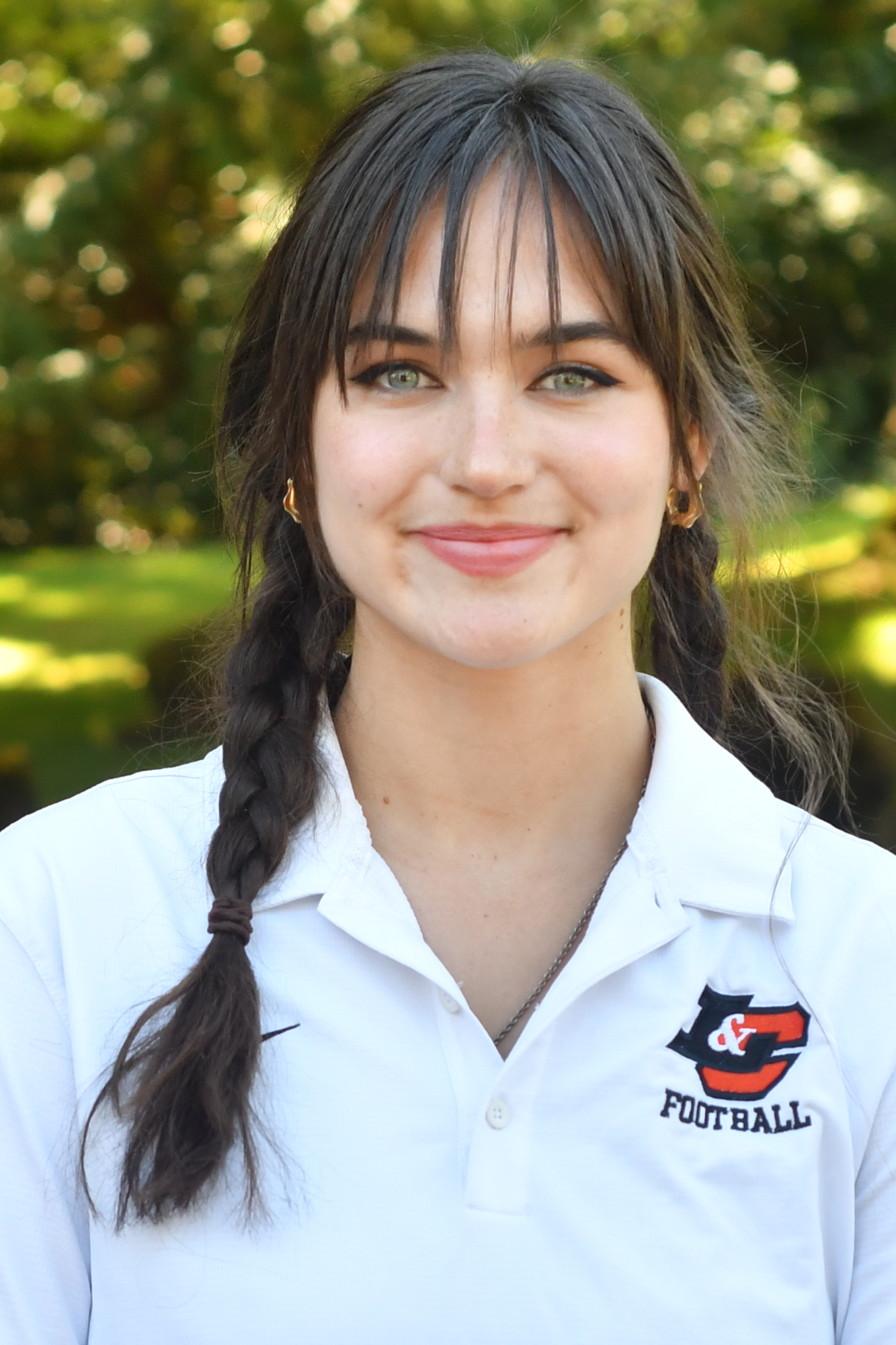 Eva Bender posing for headshot