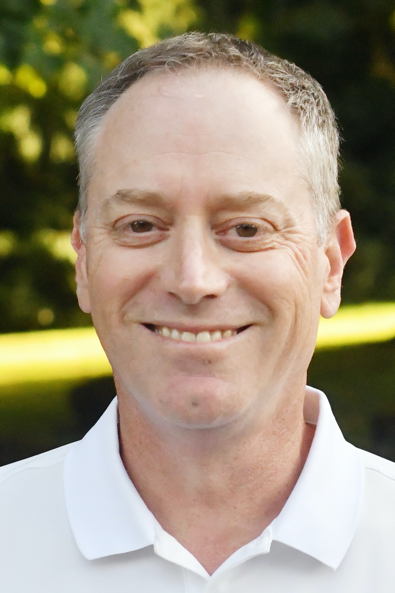 Jeremy Loew Headshot 