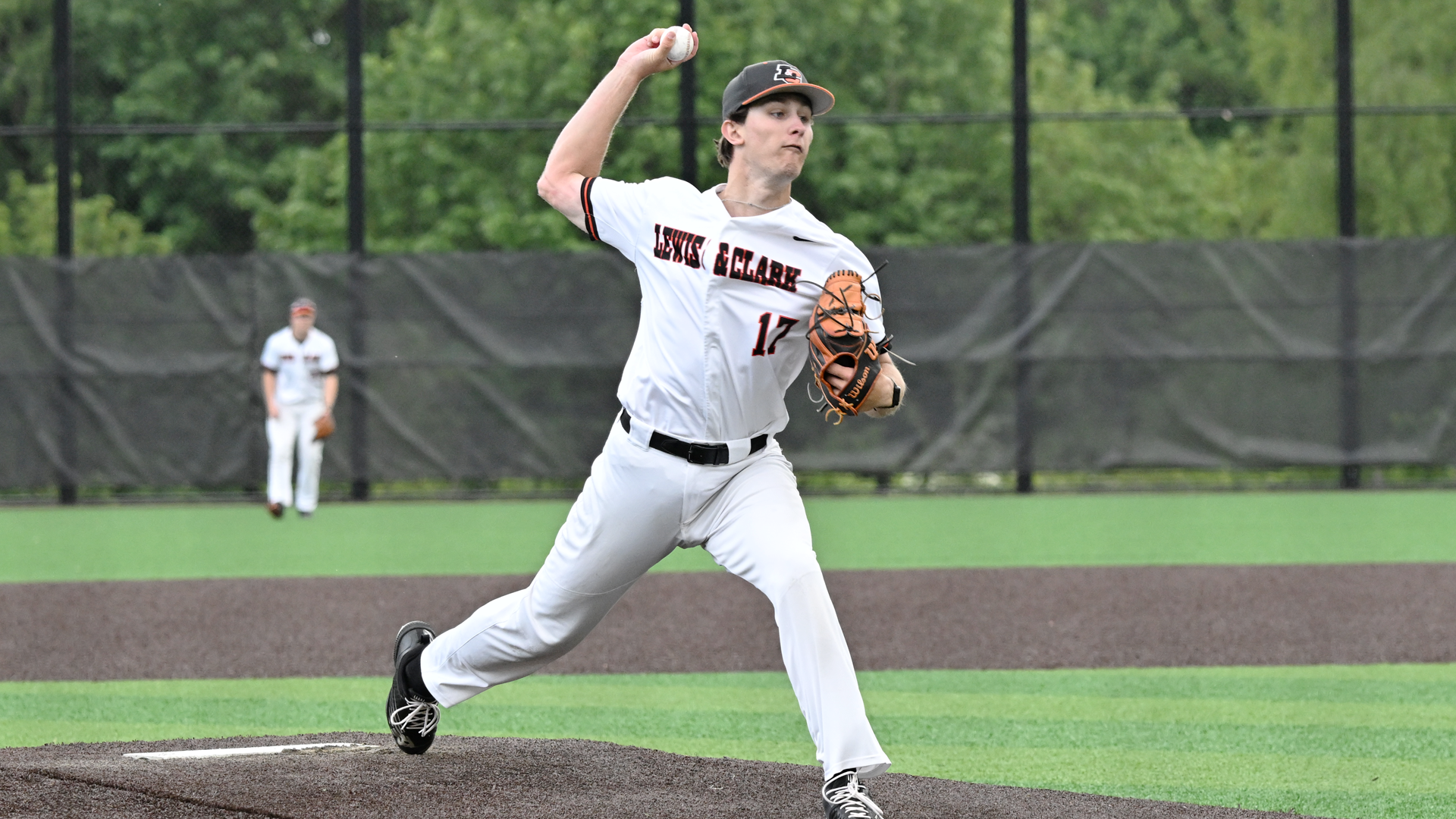 Owen Eisen throws a pitch against Linfield