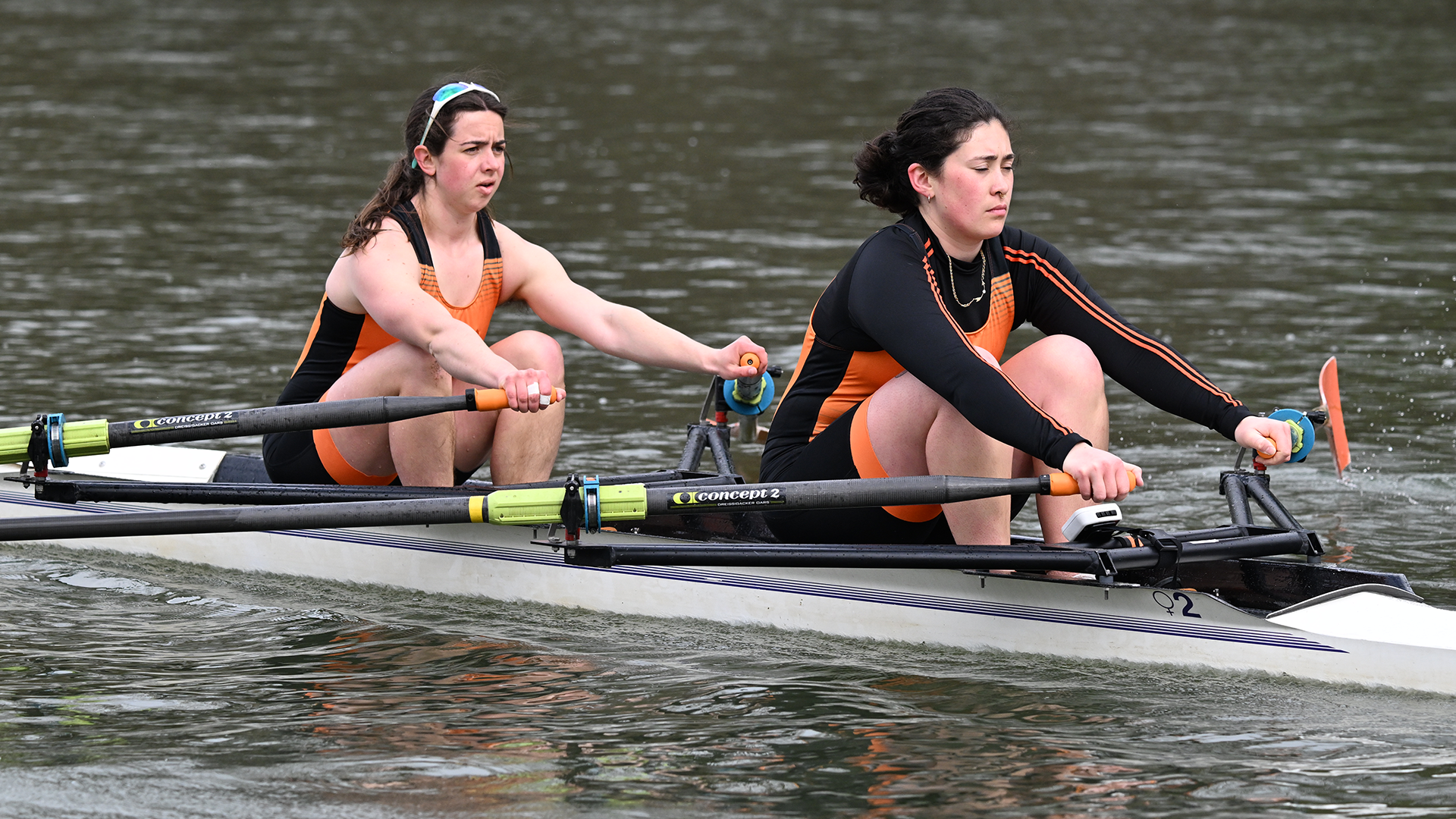 Carson Cook and Sydney Case row in a double boat