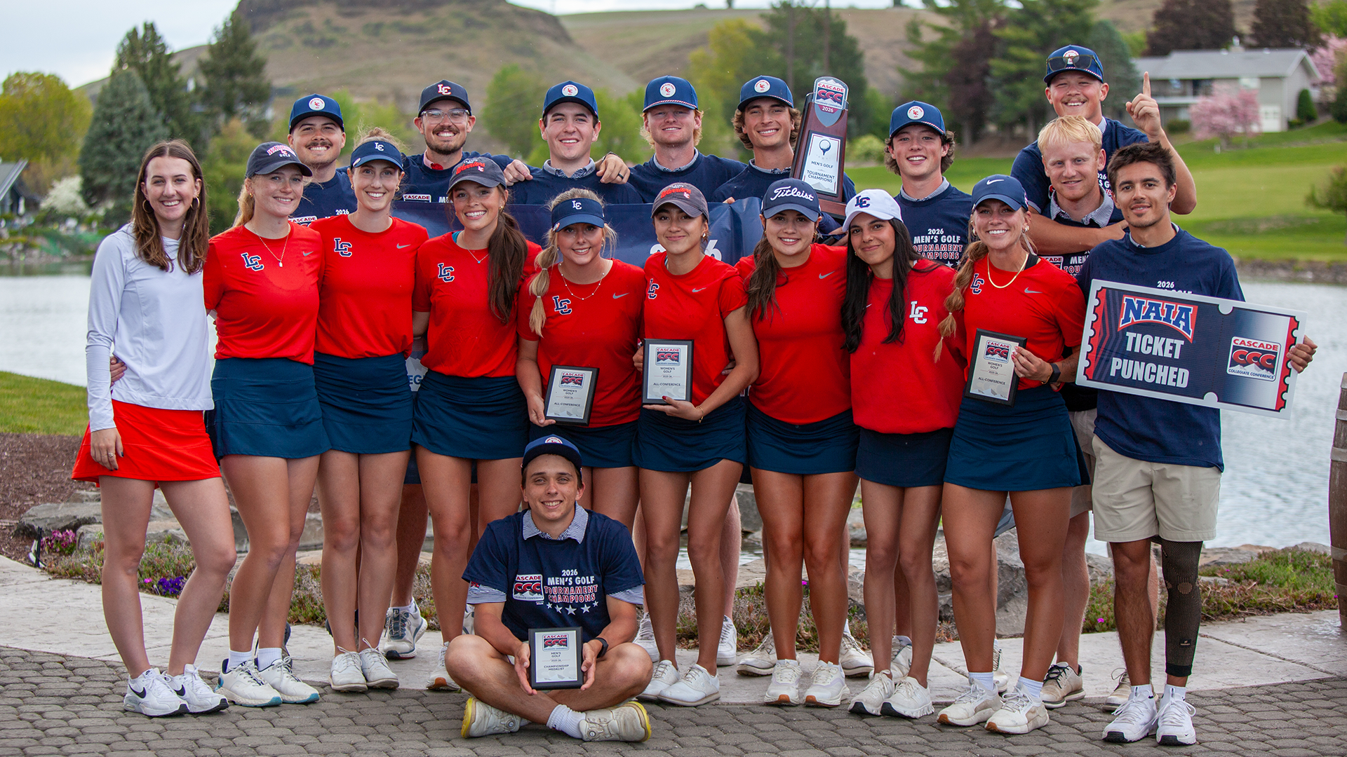 LC State golf teams pose after the CCC tournament