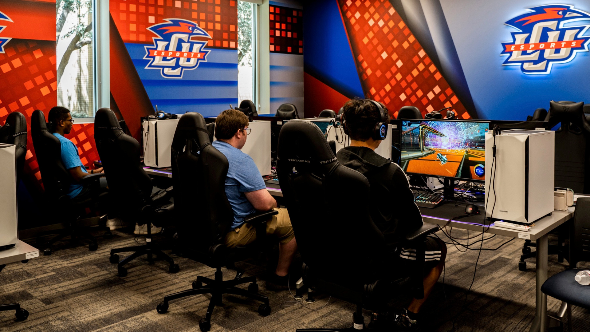 22_Esports_competition