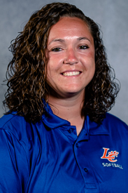 Beth Taylor 2022 Headshot