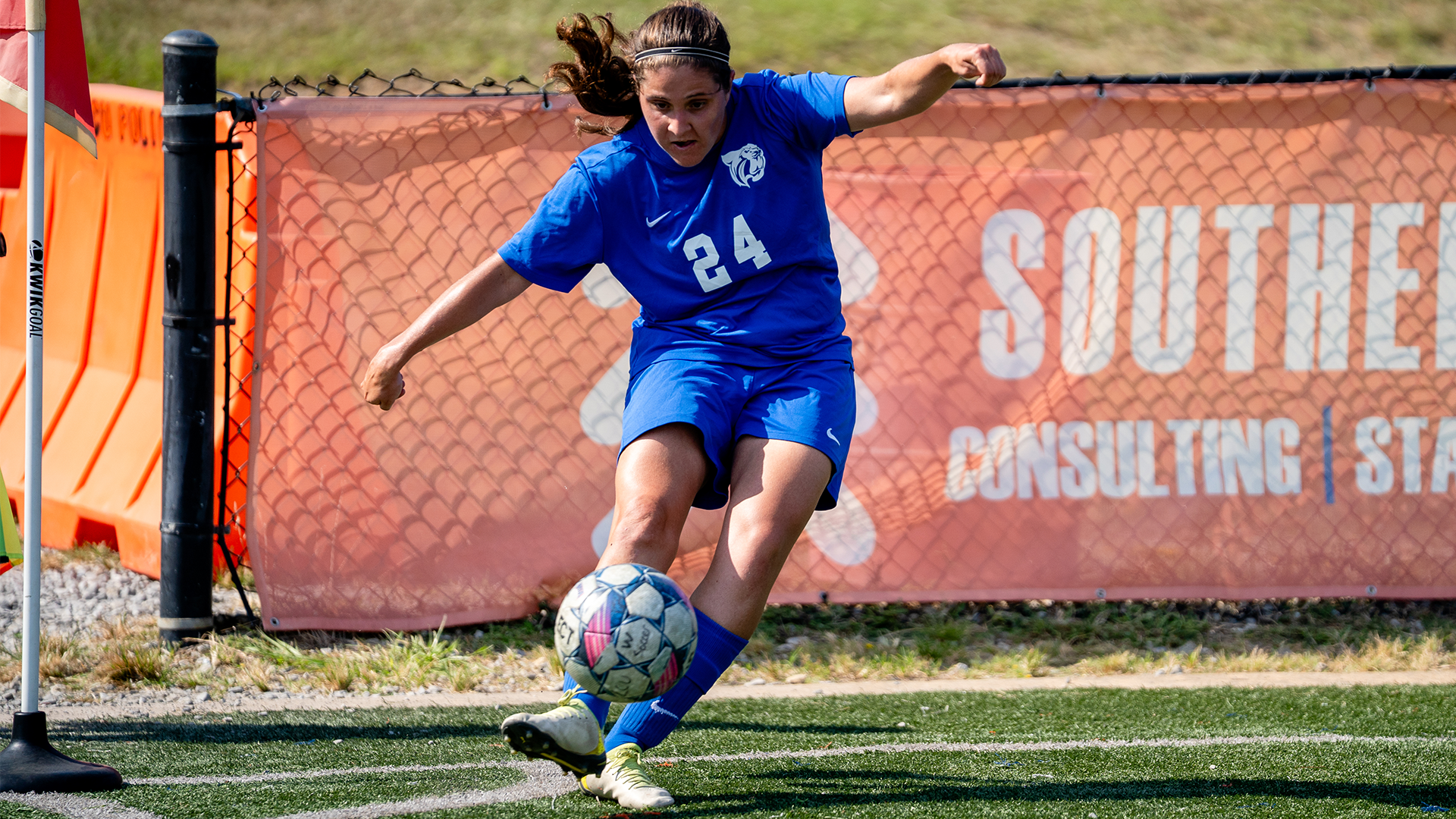 Isabella Urbaneto corner kick vs. Blue Mountain 9/12/25