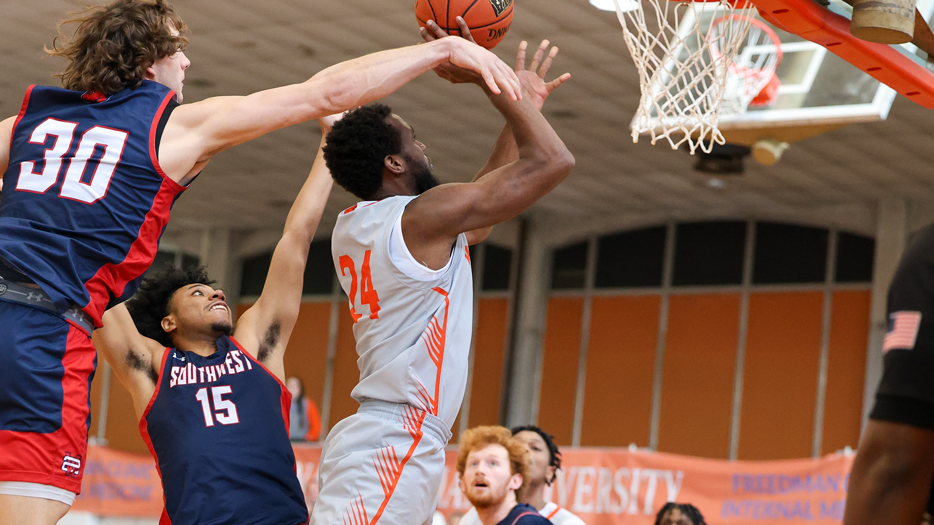 Justice Kelly goes for lay-up vs. Southwest 1/17/26