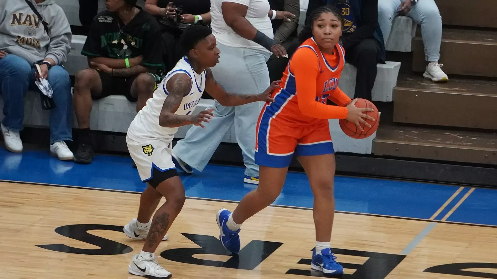 Alaiah Jarrell on ball vs. UNT-Dallas 2/21/26