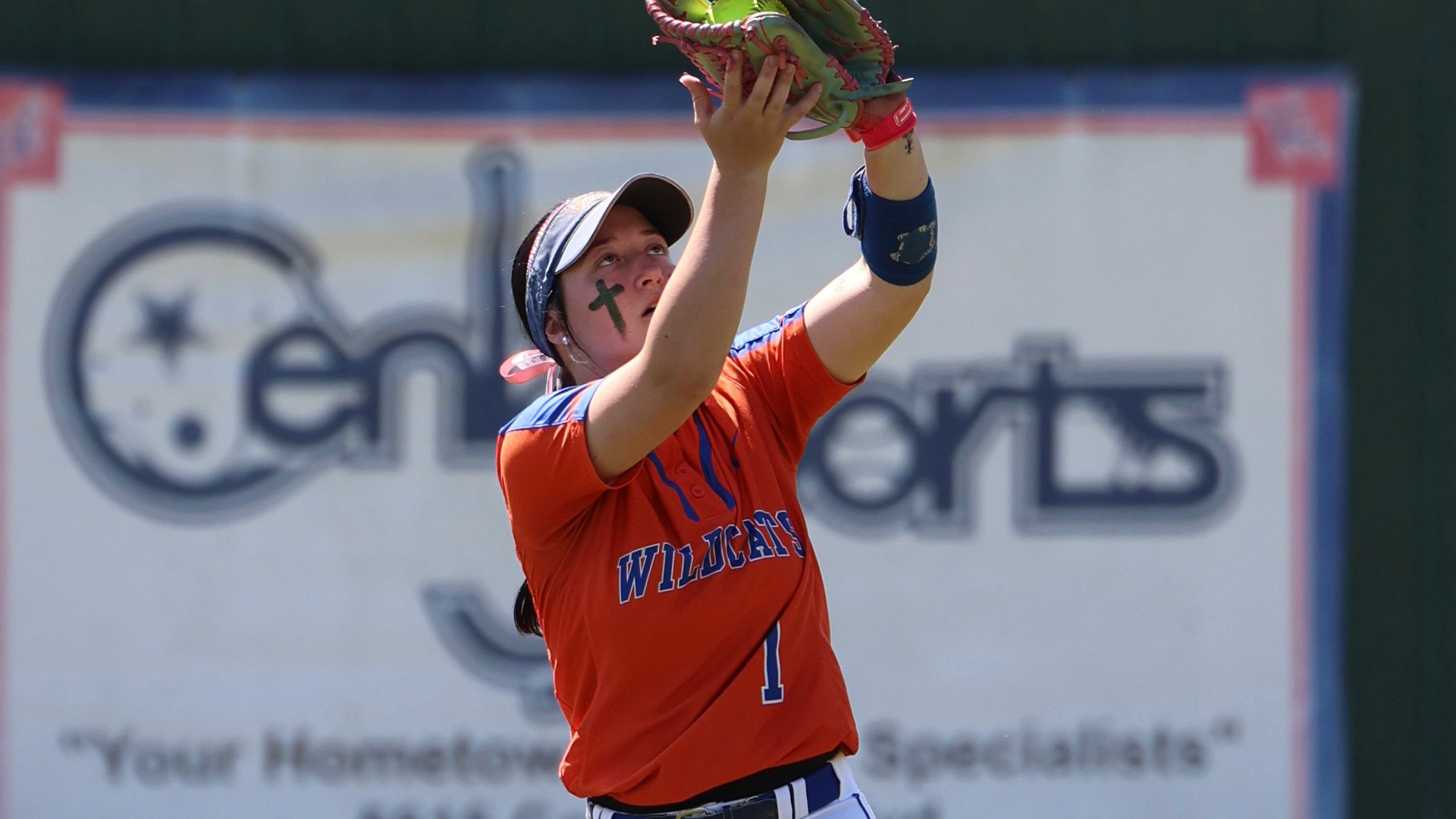 Emily Marks makes catch vs. Texas A&M-San Antonio 3/21/26