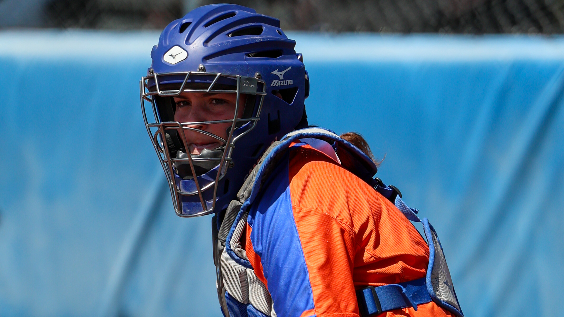 Cecilia Bookman looks for signs vs. TAMUSA 3/21/26