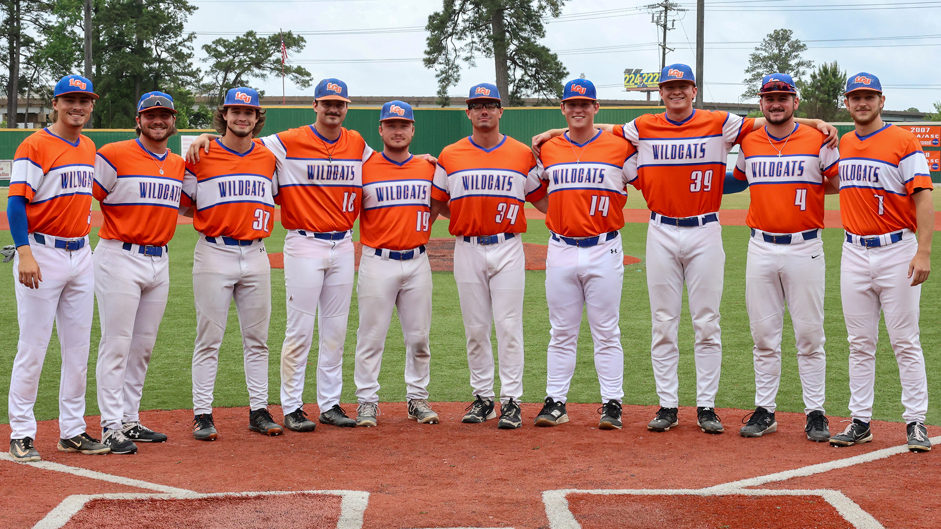LCU Baseball Seniors Group Photo Prior to Game vs. LSUS 4/18/26