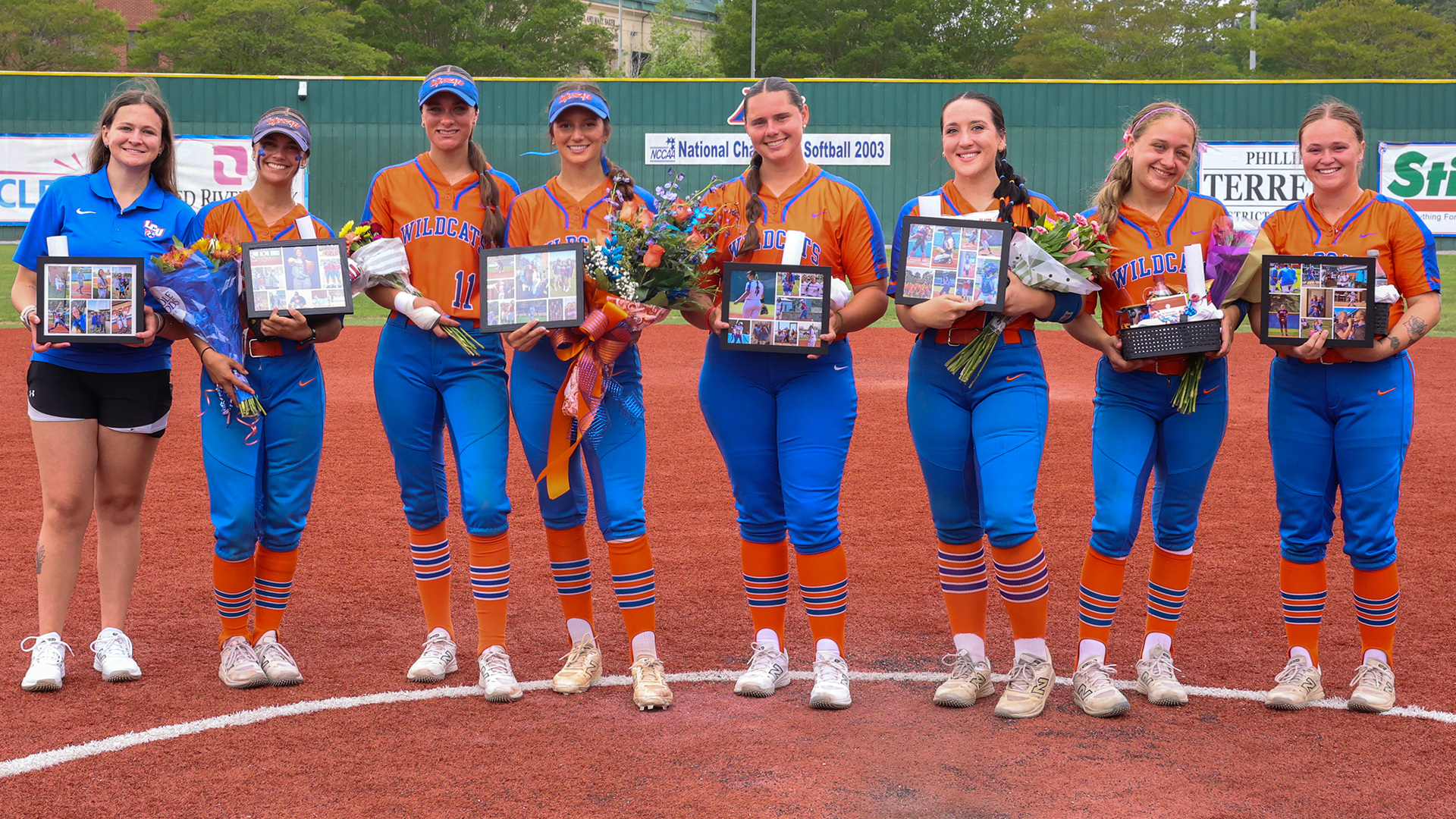 LCU Softball Senior Class Group Photo Prior to Game vs. TAMUV 4/18/26