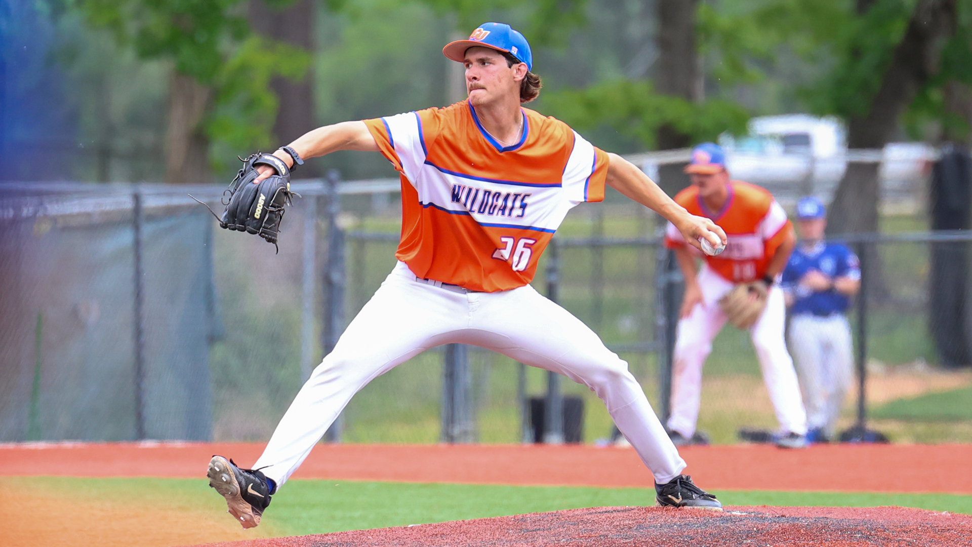 Thomas Collins pitches vs. OLLU 4/3/26