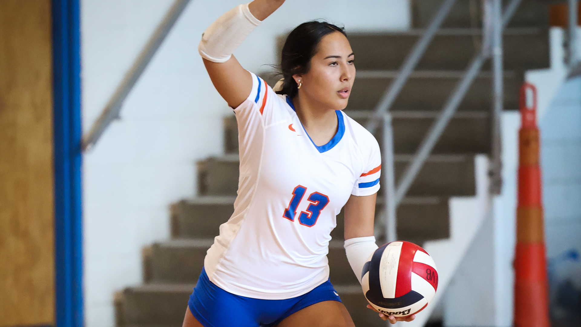 Shanoa Mitch serves vs. Texas A&M-Texarkana 9/19/26