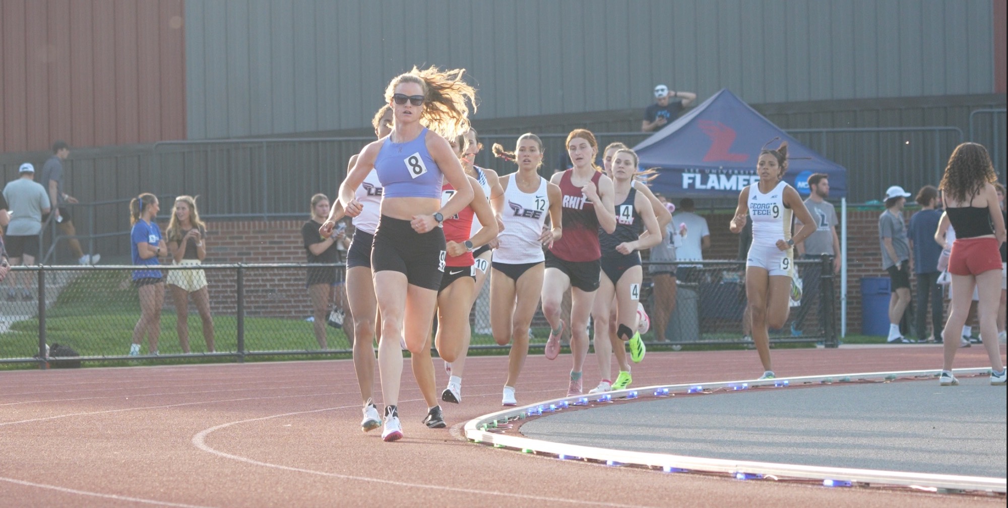 wave light on the track