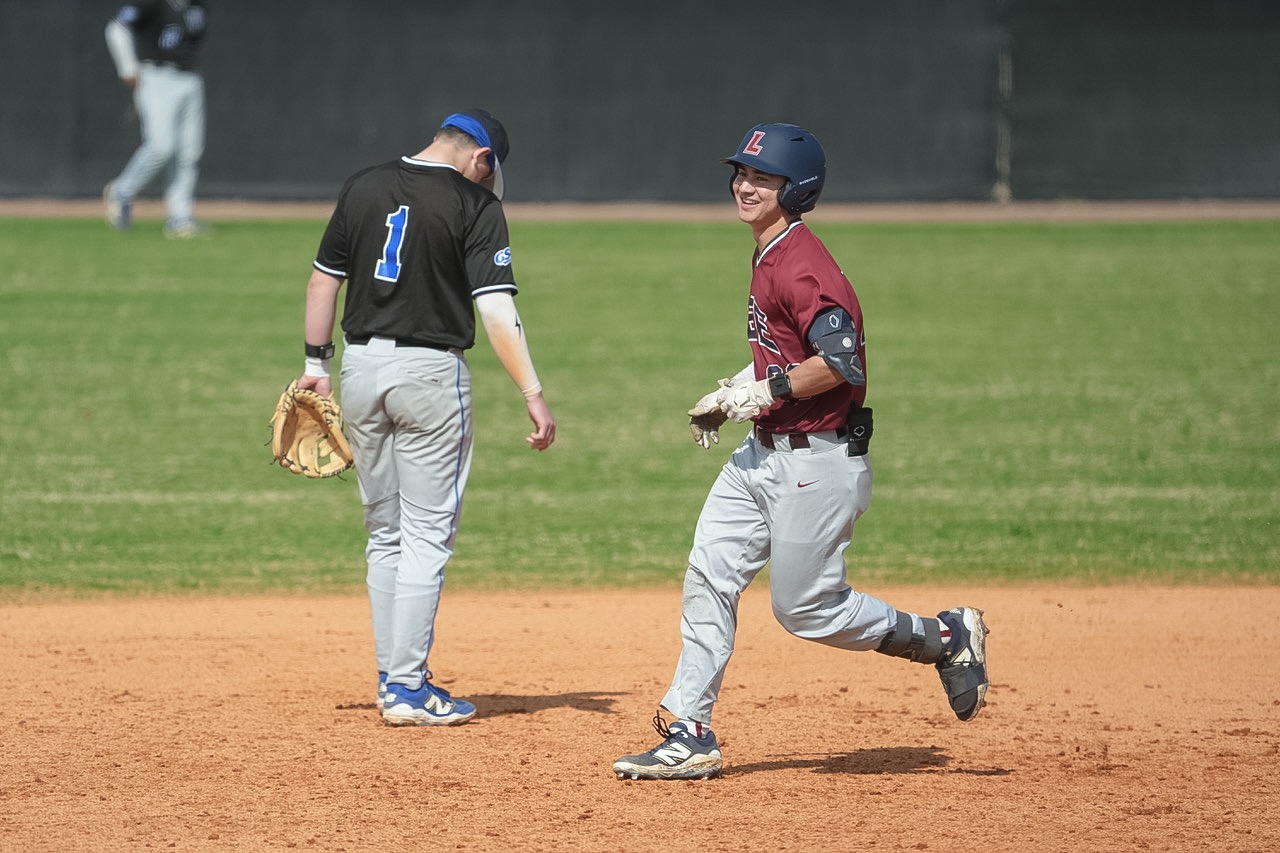 Braden Gabel trotting around the bases