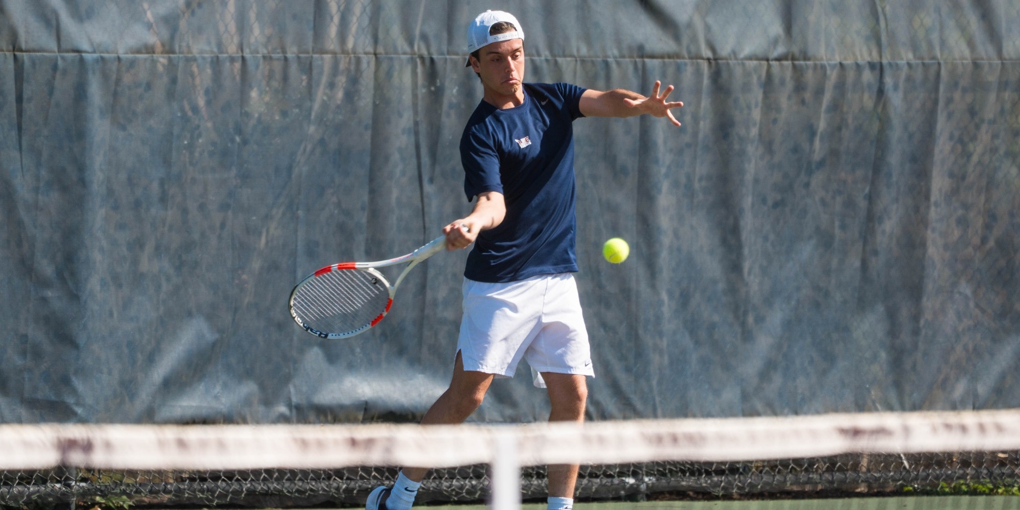 DSC06102_Men Tennis forehand vs CBU
