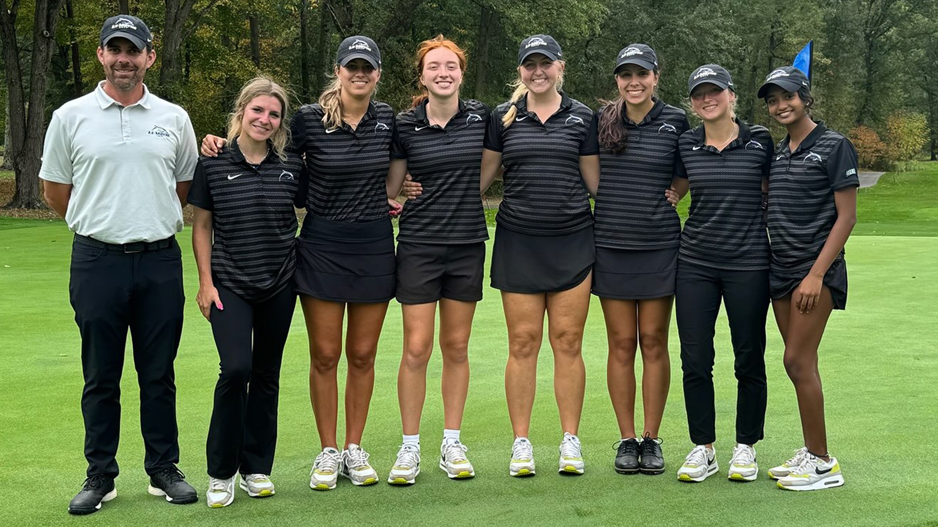 WOMEN’S GOLF OPENS SPRING SEASON AT BABS STEFFENS INVITATIONAL Le