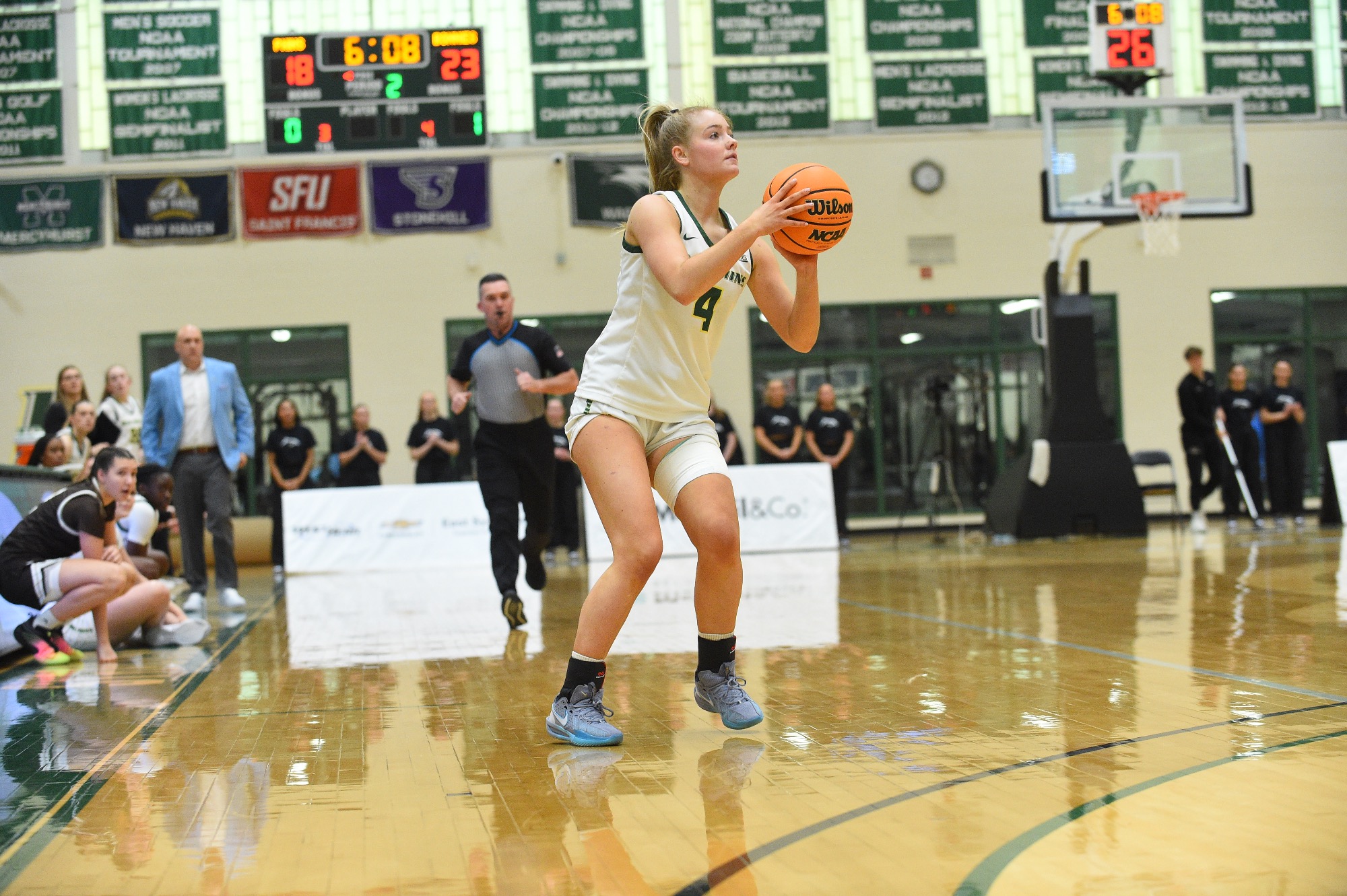 The Le Moyne women's basketball team hosted St. Bonaventure at Ted Grant Court on Dec. 6, 2025.