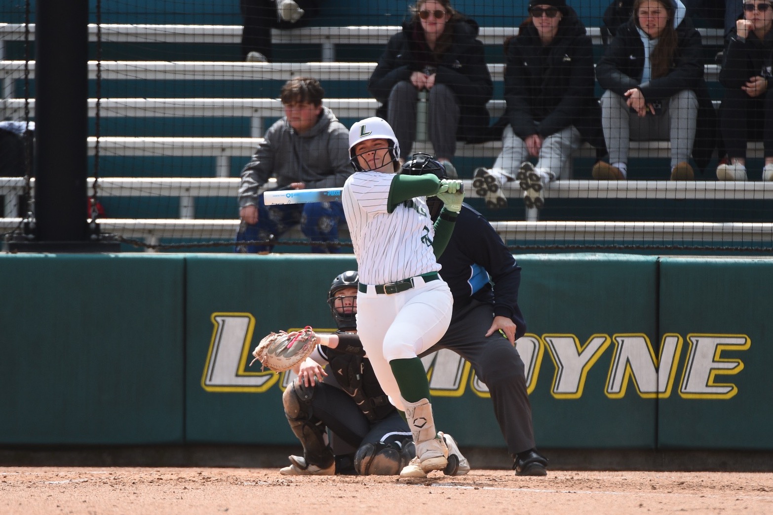 Arianna Exarchakis vs Wagner