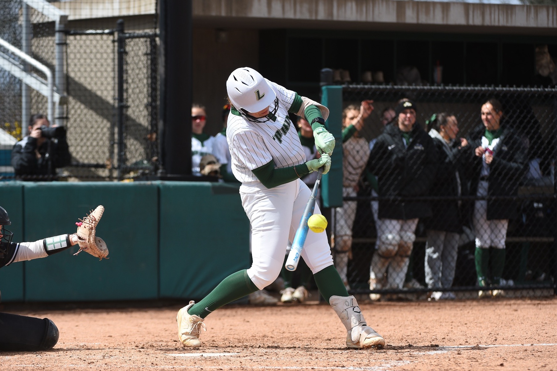 Arianna Exarchakis Swinging vs Wagner