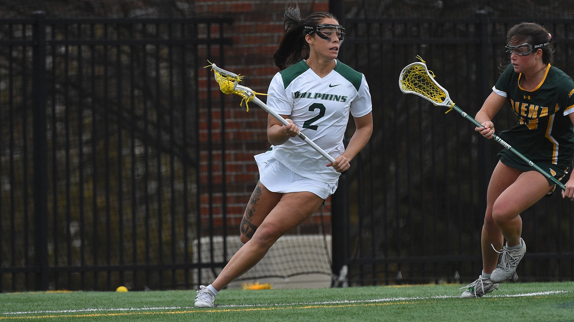 Francesca Tortora carries the ball from behind the net against Siena