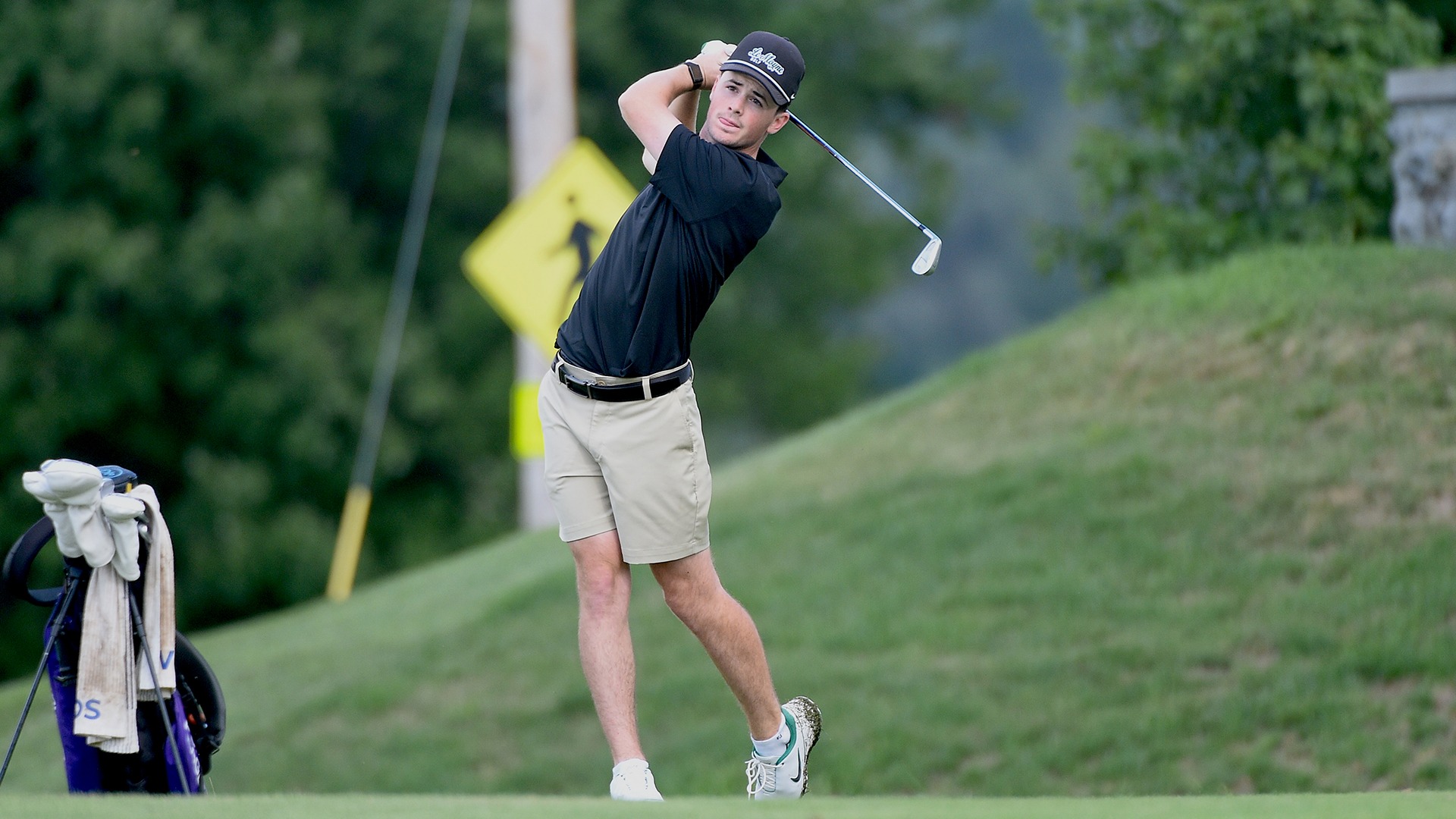 Mac Quinn hits a tee shot at Colgate's Alex Lagowitz Memorial