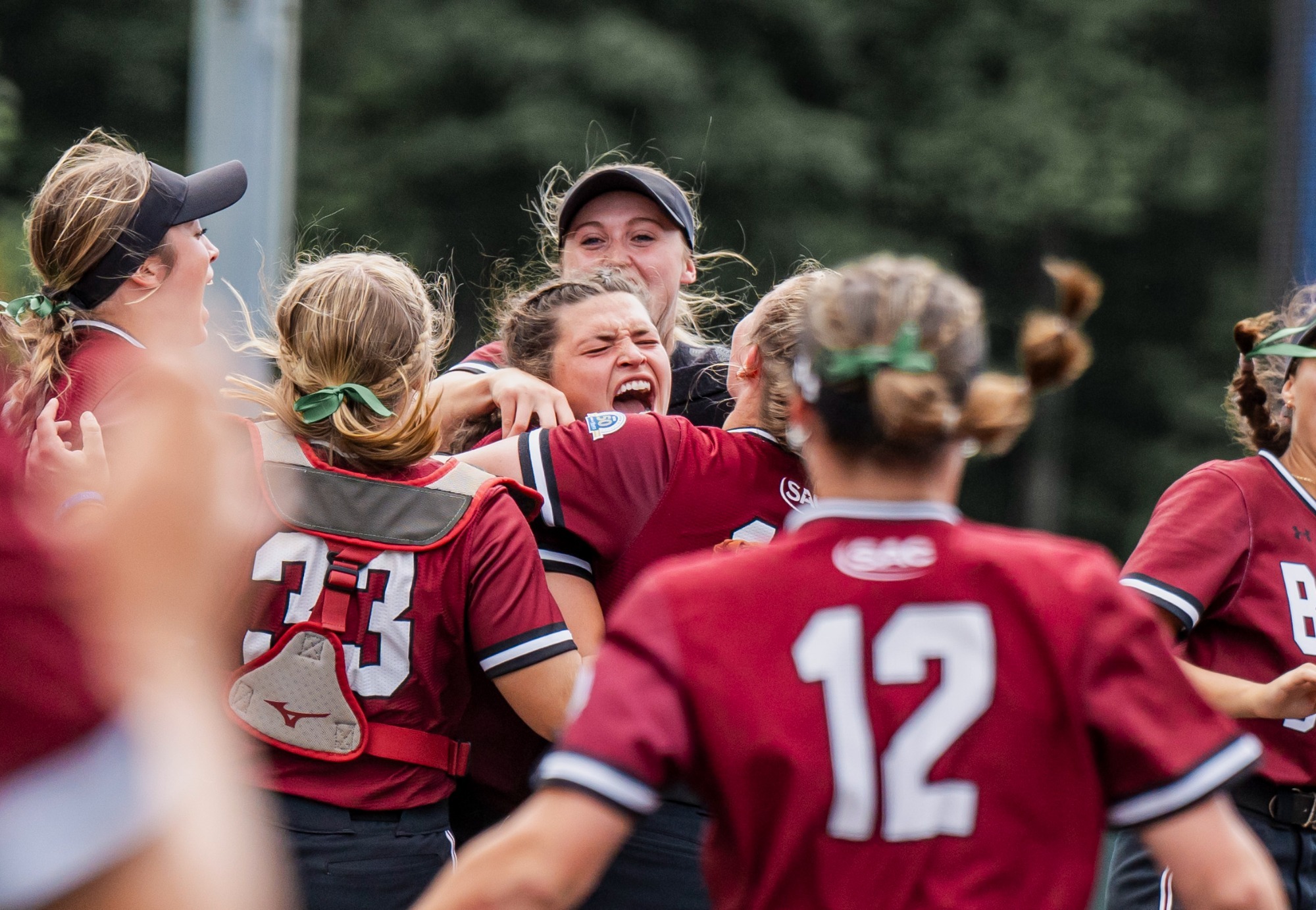 world-series-bound-bears-advance-to-first-ever-softball-championship