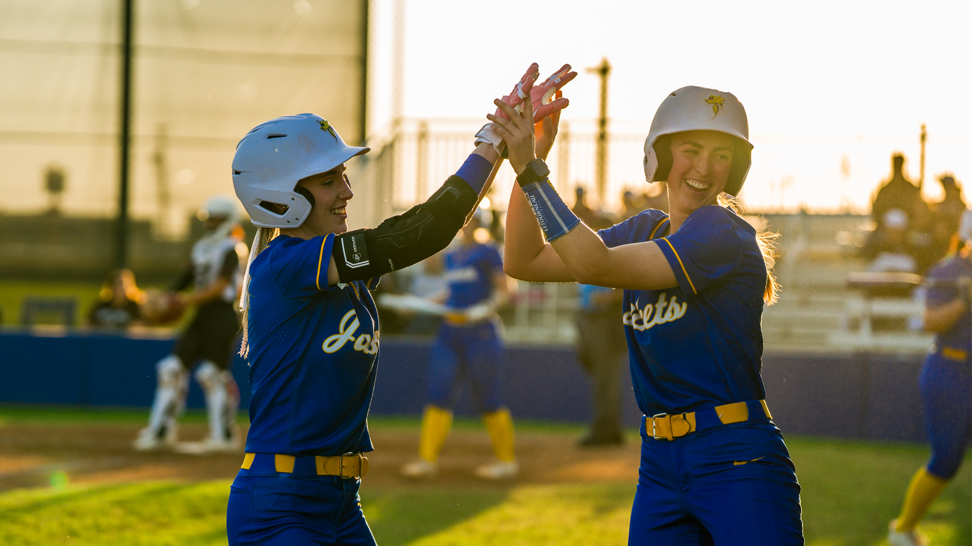 Laila LaCapra & Jenna Carter