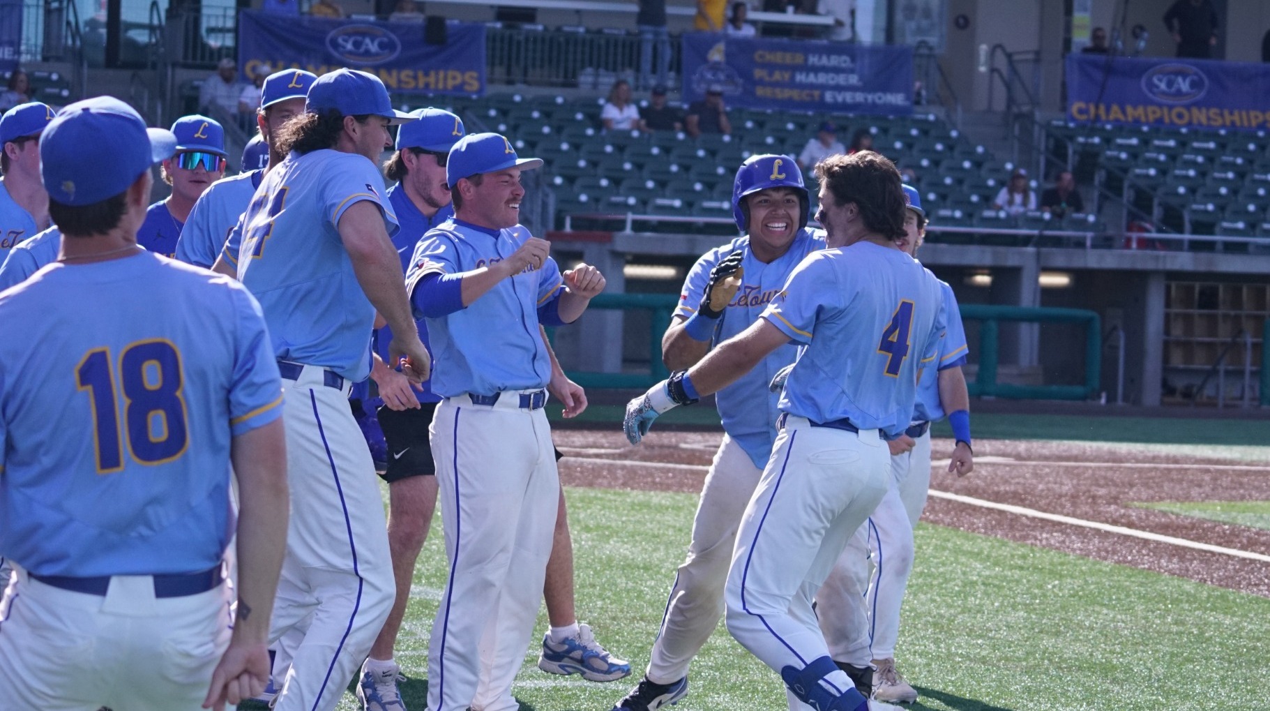 LeTourneau baseball