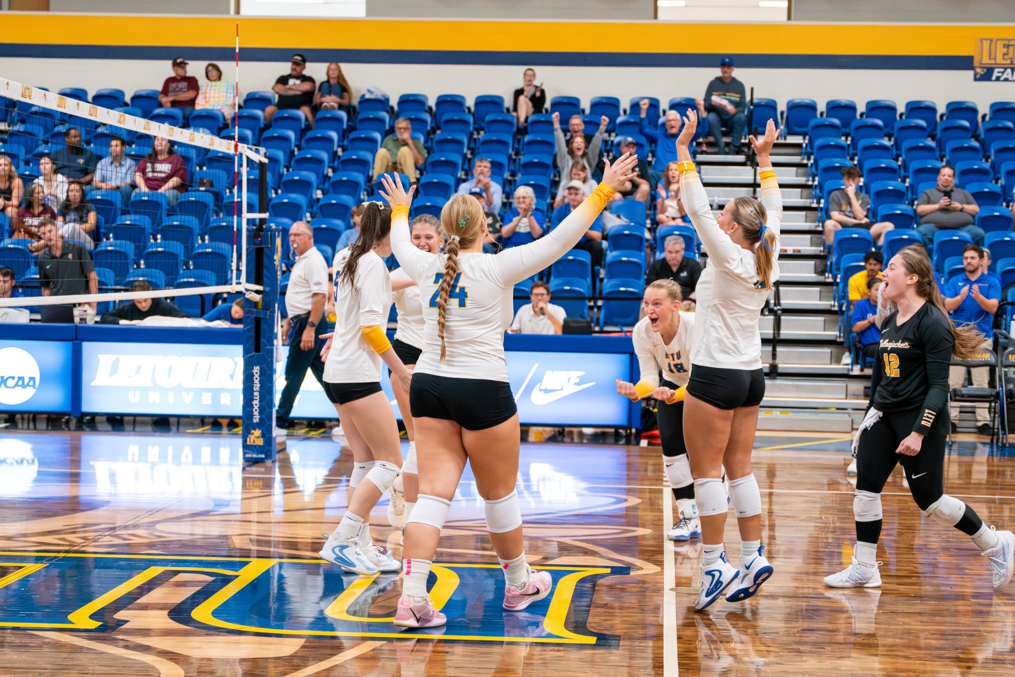 VB vs Centenary