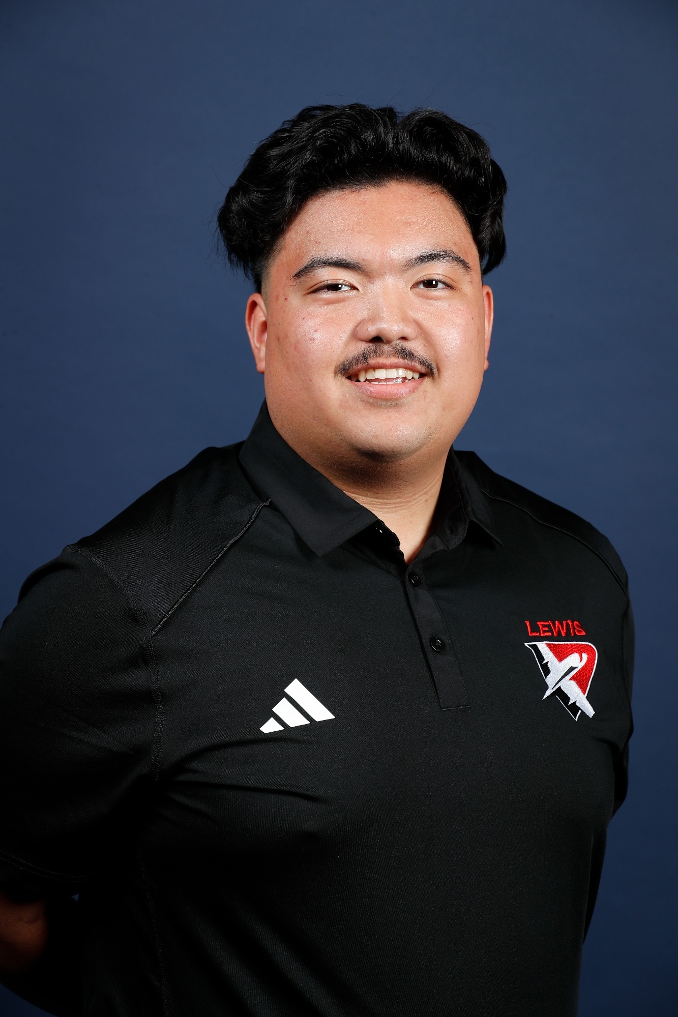 Brandon Kwan 23-24 Headshot