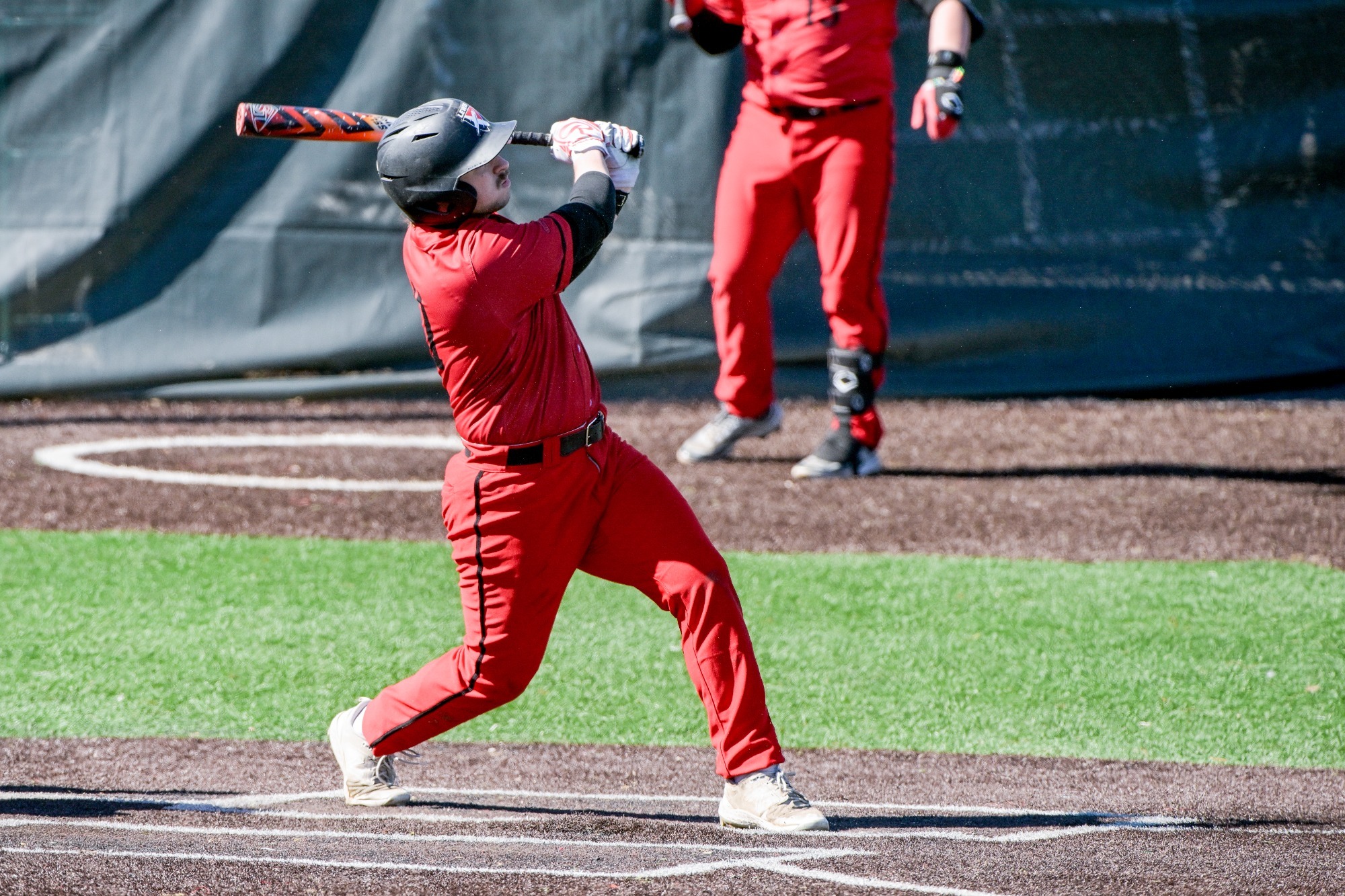 Chris Daugherty swings