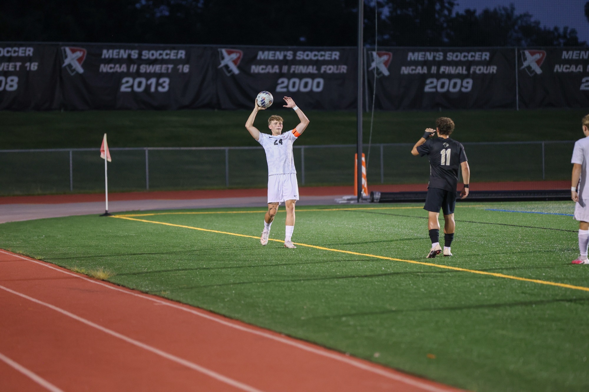 Lance Somerfield throw in