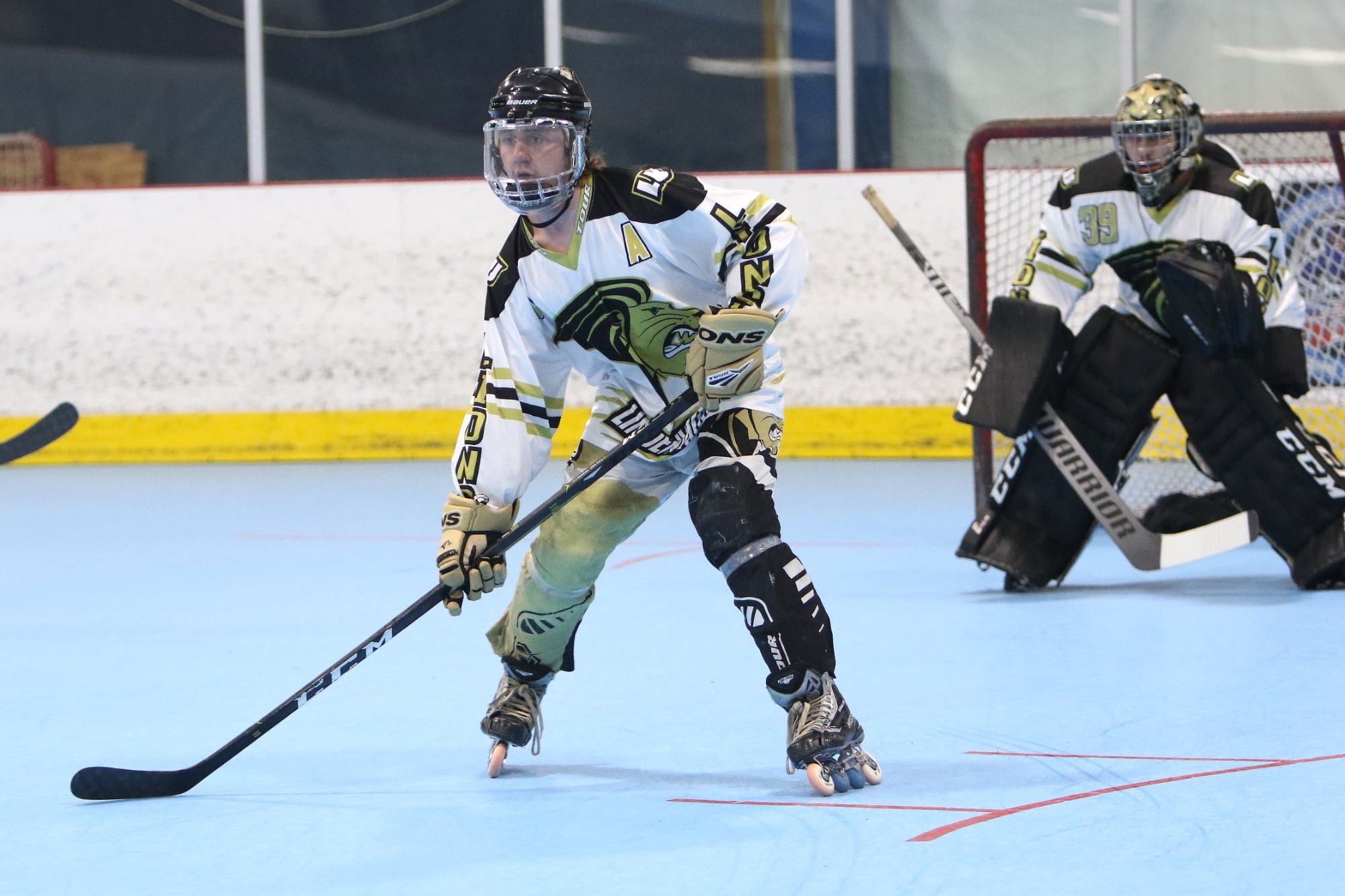 roller hockey gold.1797