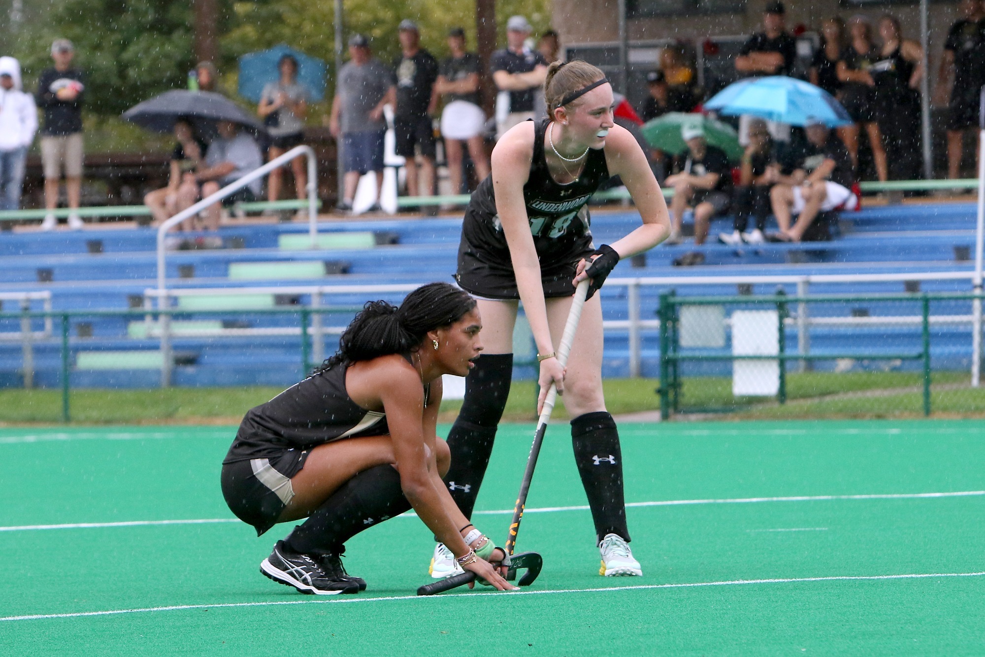 Hailey Bainer and Alice Van Hemelen