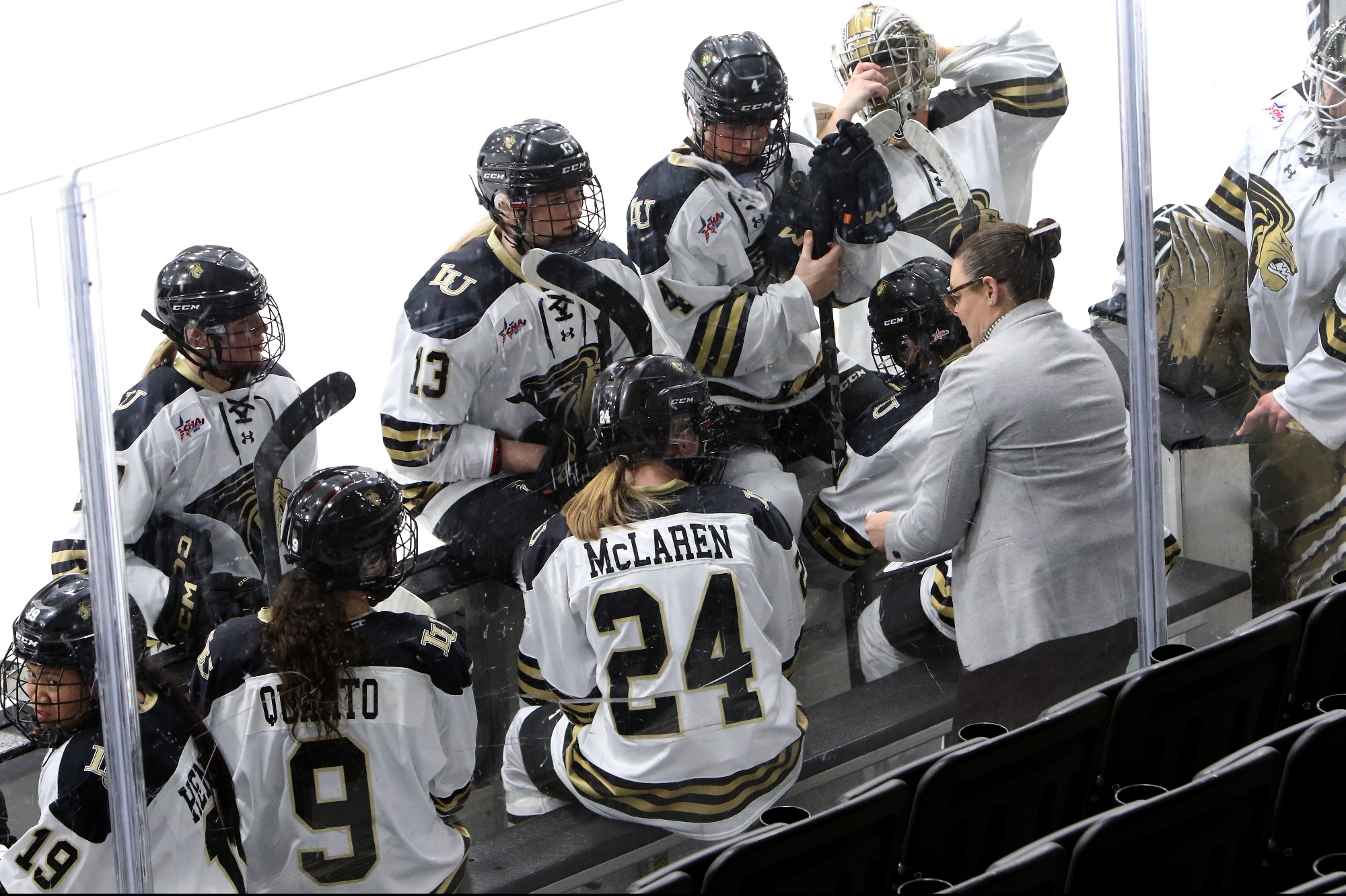 Women’s Ice Hockey Falls 62 to Mercyhurst Lindenwood University