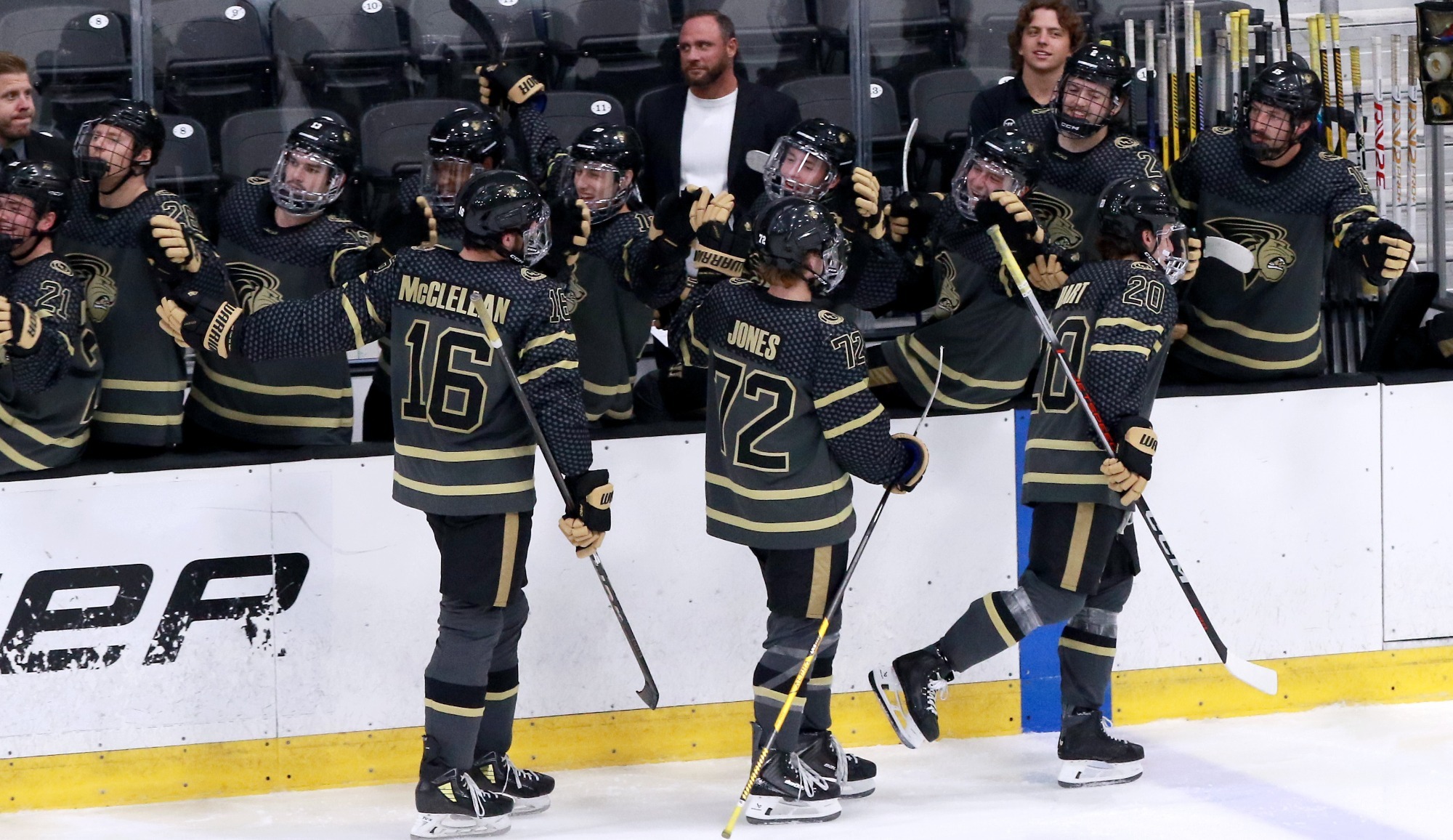 men's acha dII hockey vs Maryville.2434edit