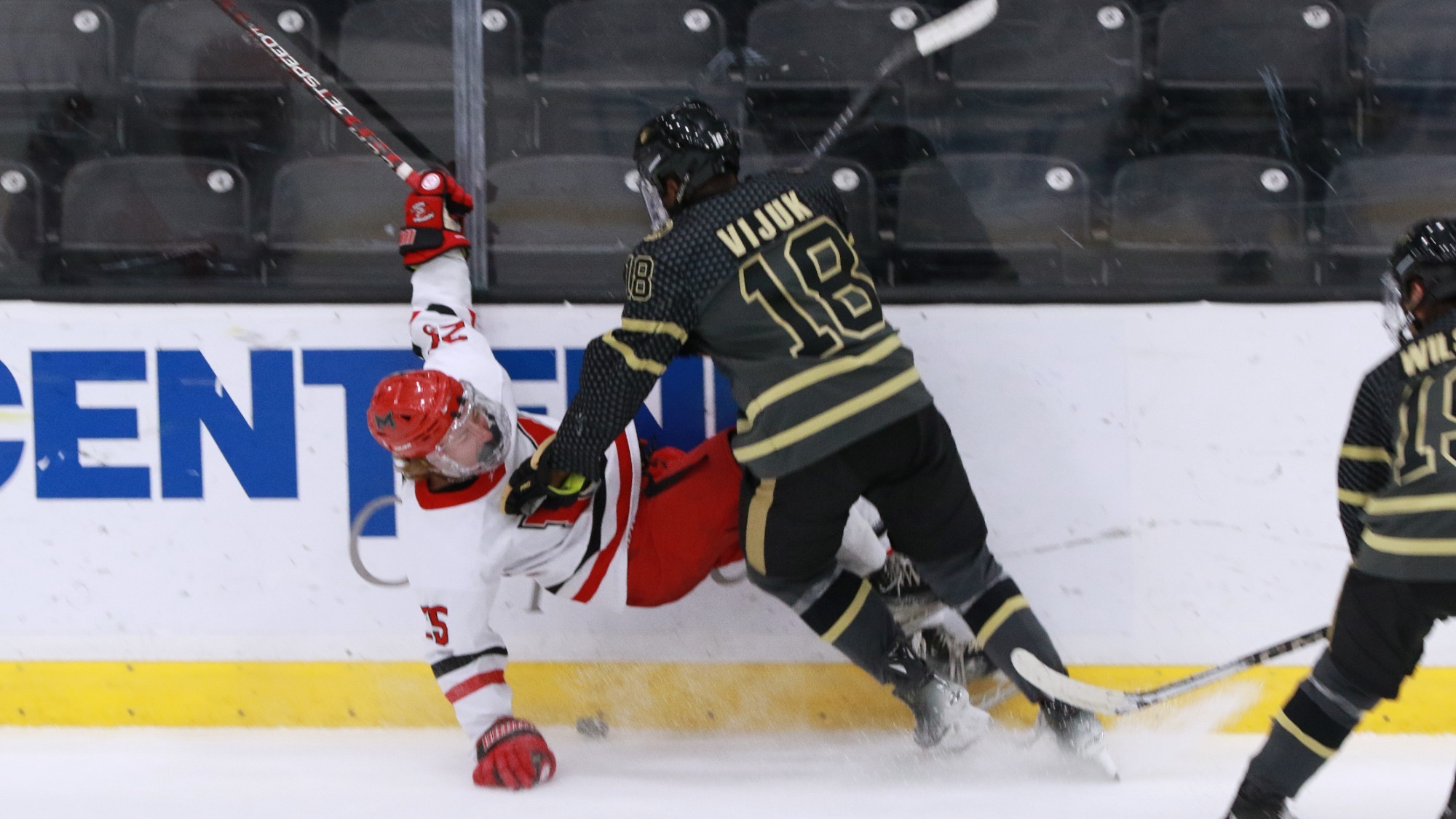 2495edit Men's ACHA DII Hockey vs Maryville