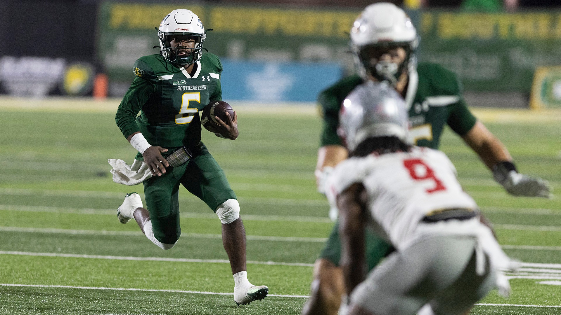 Kyle Lowe carries the ball versus Nicholls Nov. 20, 2025