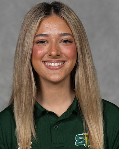 2025 Headshot of female student manager for the women's basketball team